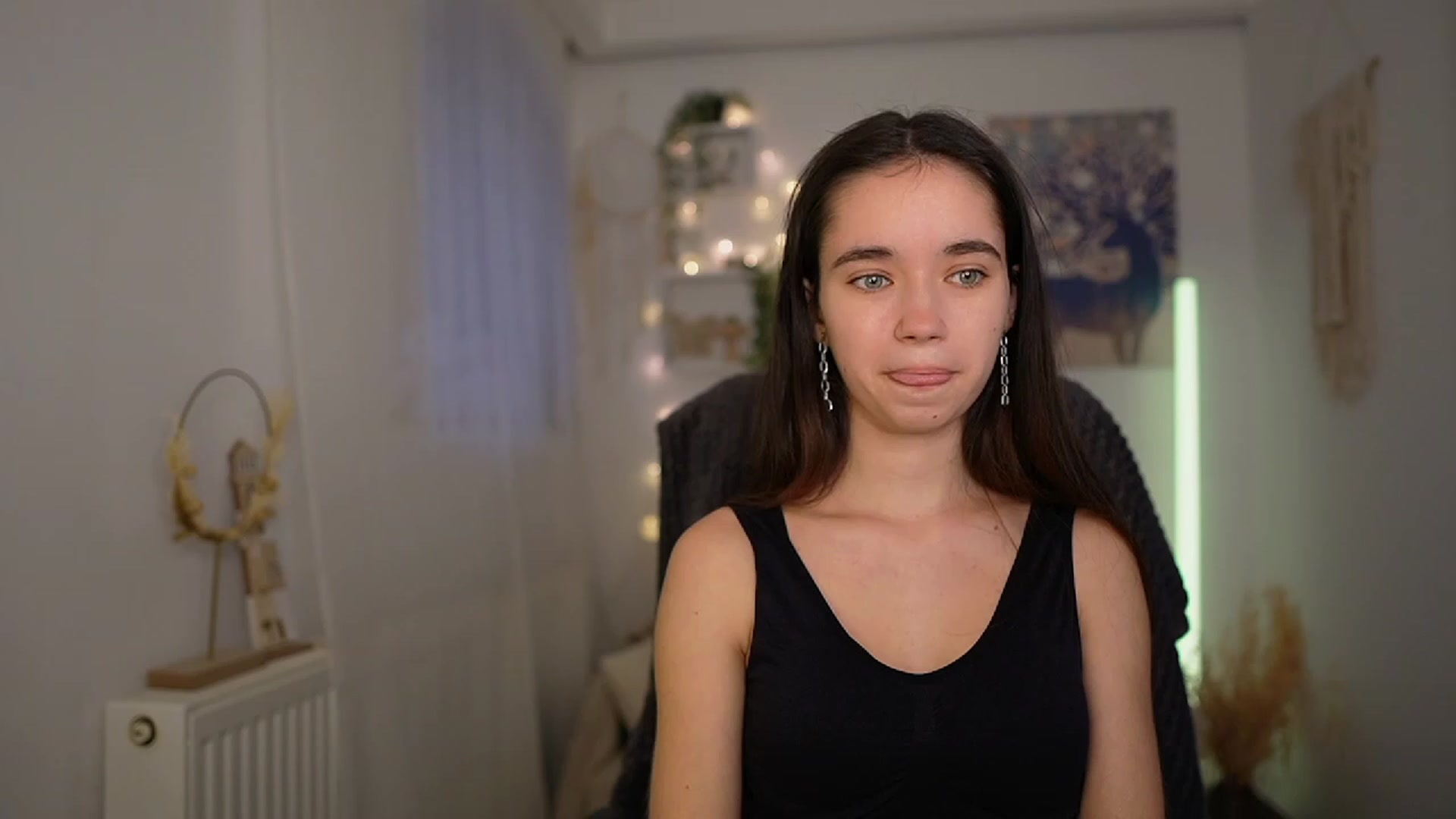 Gallery image thumbnail from Gia_Paige18's myfreecams stream on, 02/11/2024, 12:53 image 1 of 20