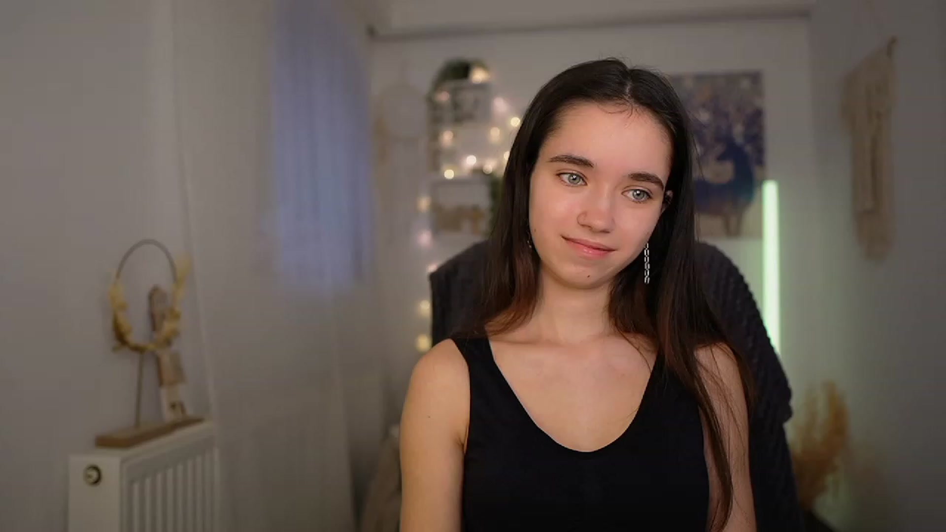 Gallery image thumbnail from Gia_Paige18's myfreecams stream on, 02/11/2024, 12:53 image 9 of 20