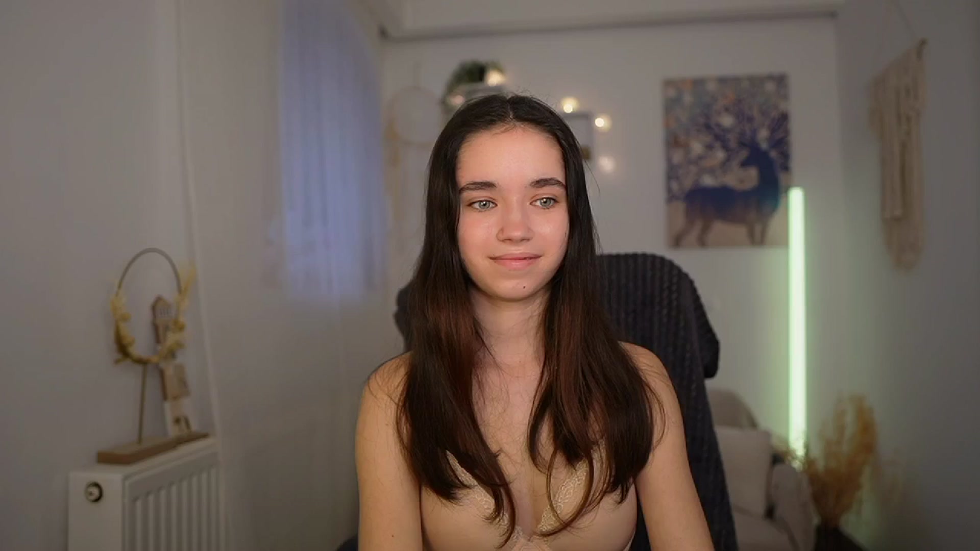 Gallery image thumbnail from Gia_Paige18's myfreecams stream on, 02/12/2024, 13:49 image 16 of 20