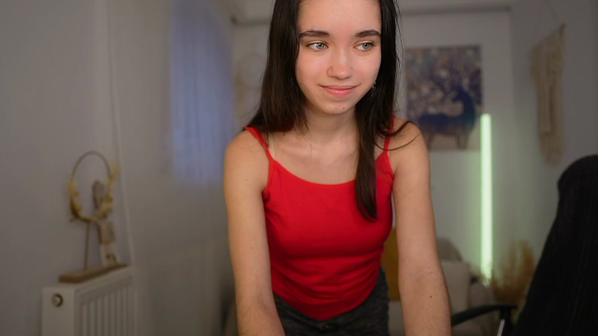 Gallery image thumbnail from Gia_Paige18's myfreecams stream on, 02/12/2024, 13:49 image 1 of 20