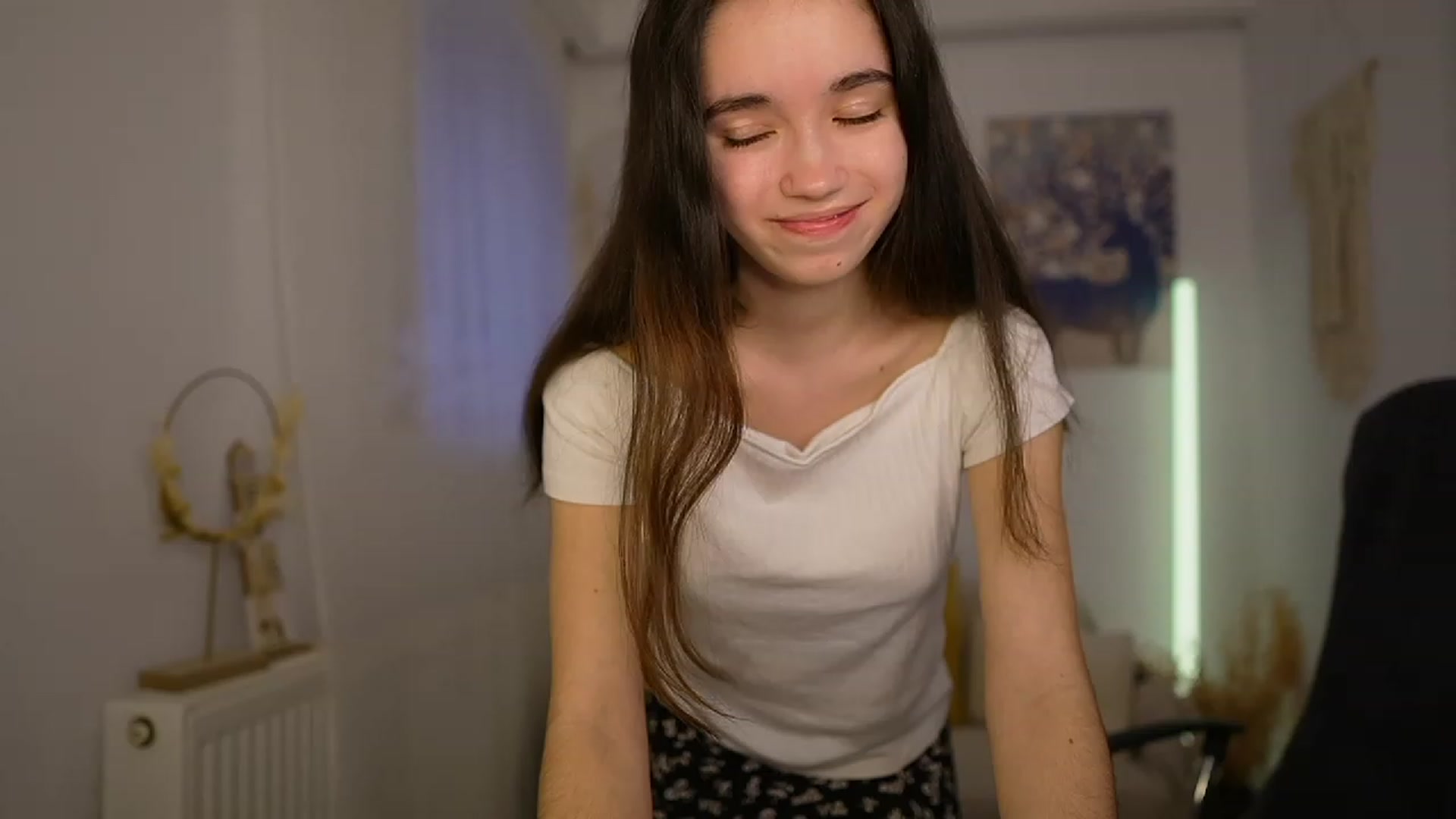 Gallery image thumbnail from Gia_Paige18's myfreecams stream on, 02/14/2024, 14:12 image 8 of 20