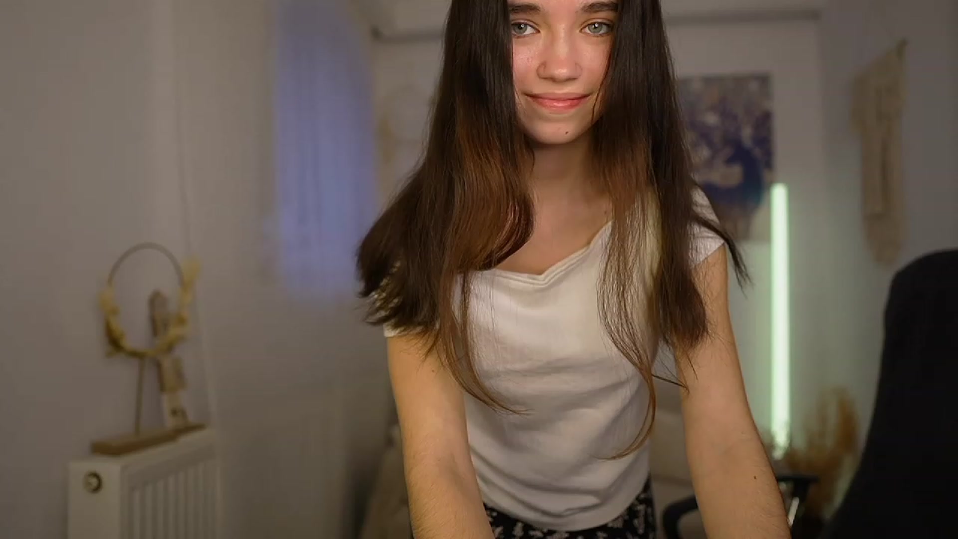 Gallery image thumbnail from Gia_Paige18's myfreecams stream on, 02/14/2024, 14:12 image 11 of 20