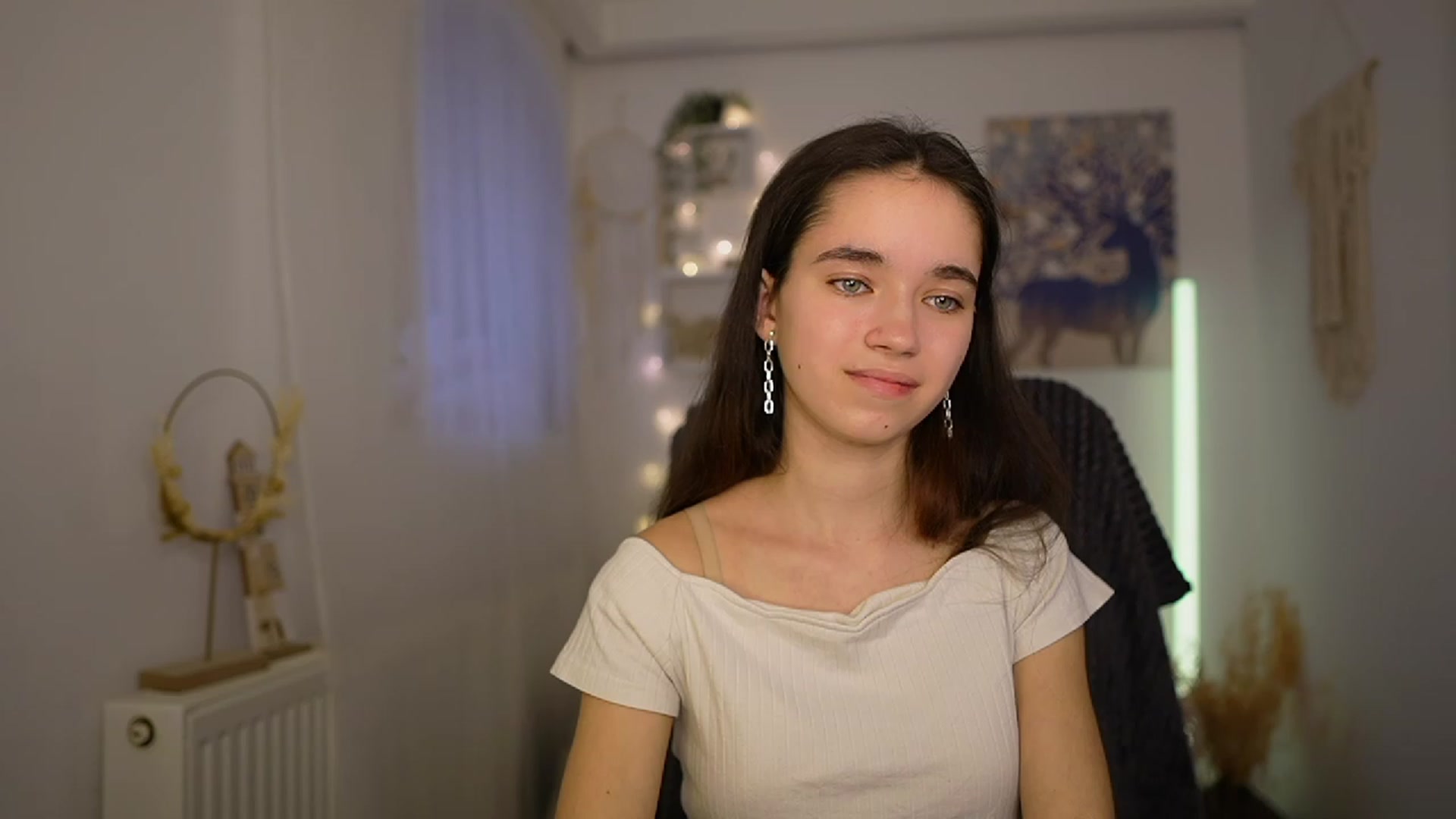 Gallery image thumbnail from Gia_Paige18's myfreecams stream on, 02/14/2024, 14:12 image 4 of 20