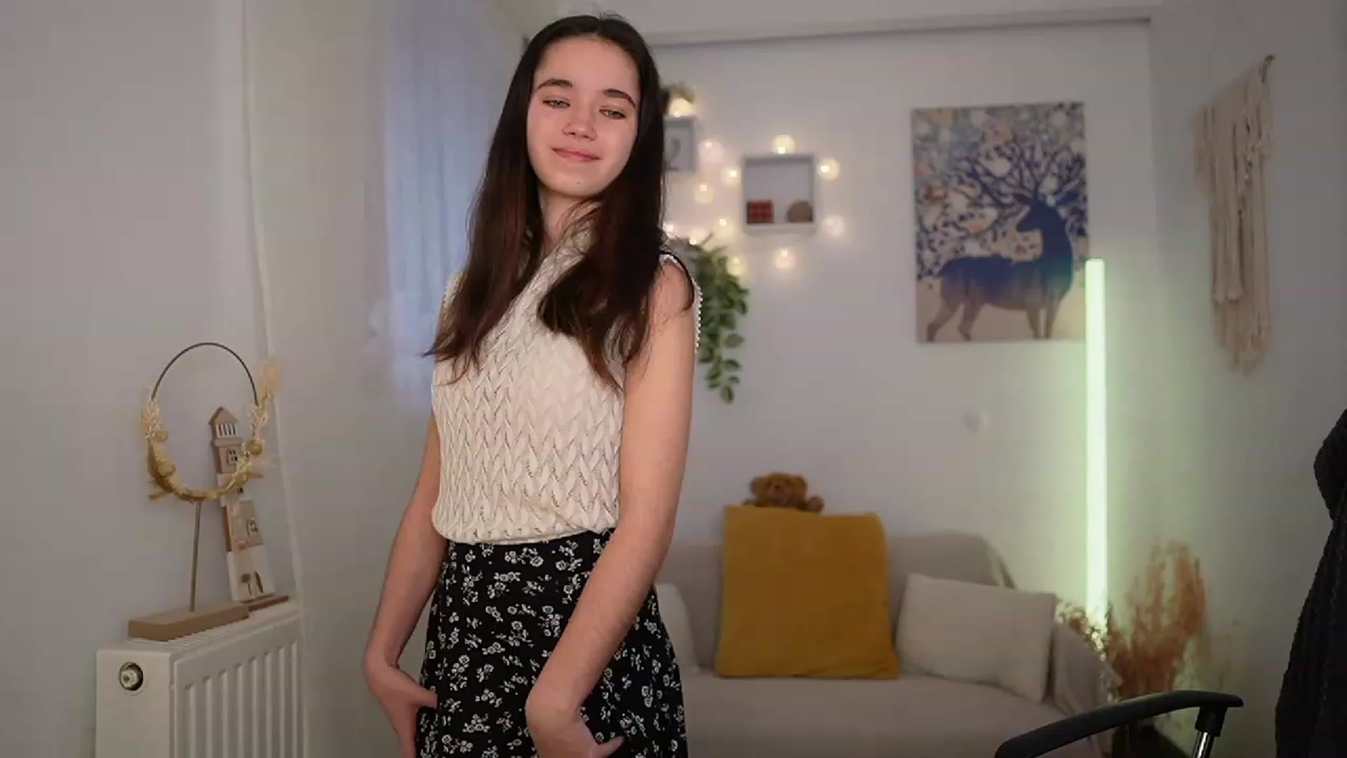 Gallery image thumbnail from Gia_Paige18's myfreecams stream on, 02/15/2024, 10:04 image 6 of 20