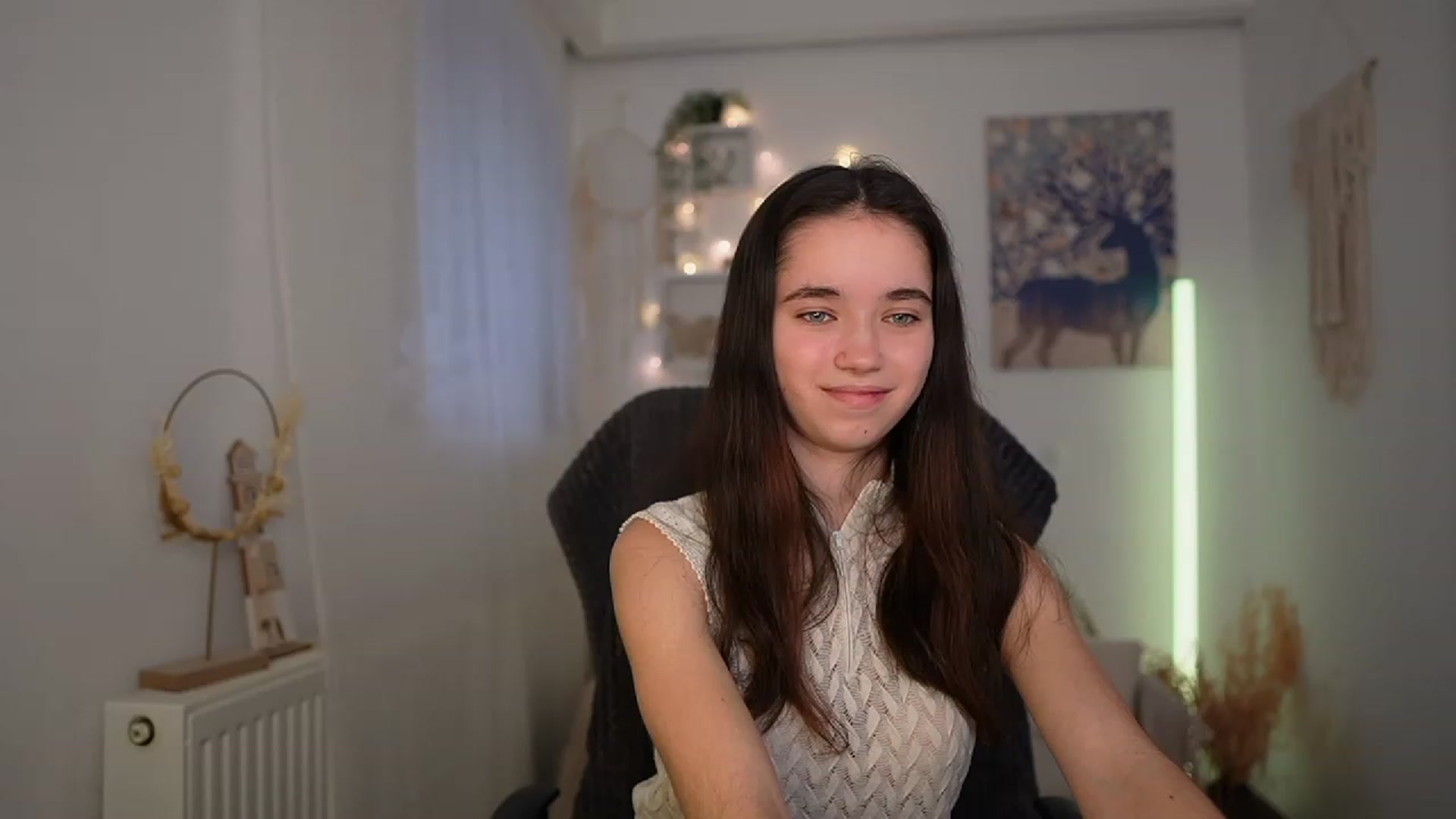 Gallery image thumbnail from Gia_Paige18's myfreecams stream on, 02/15/2024, 10:04 image 14 of 20
