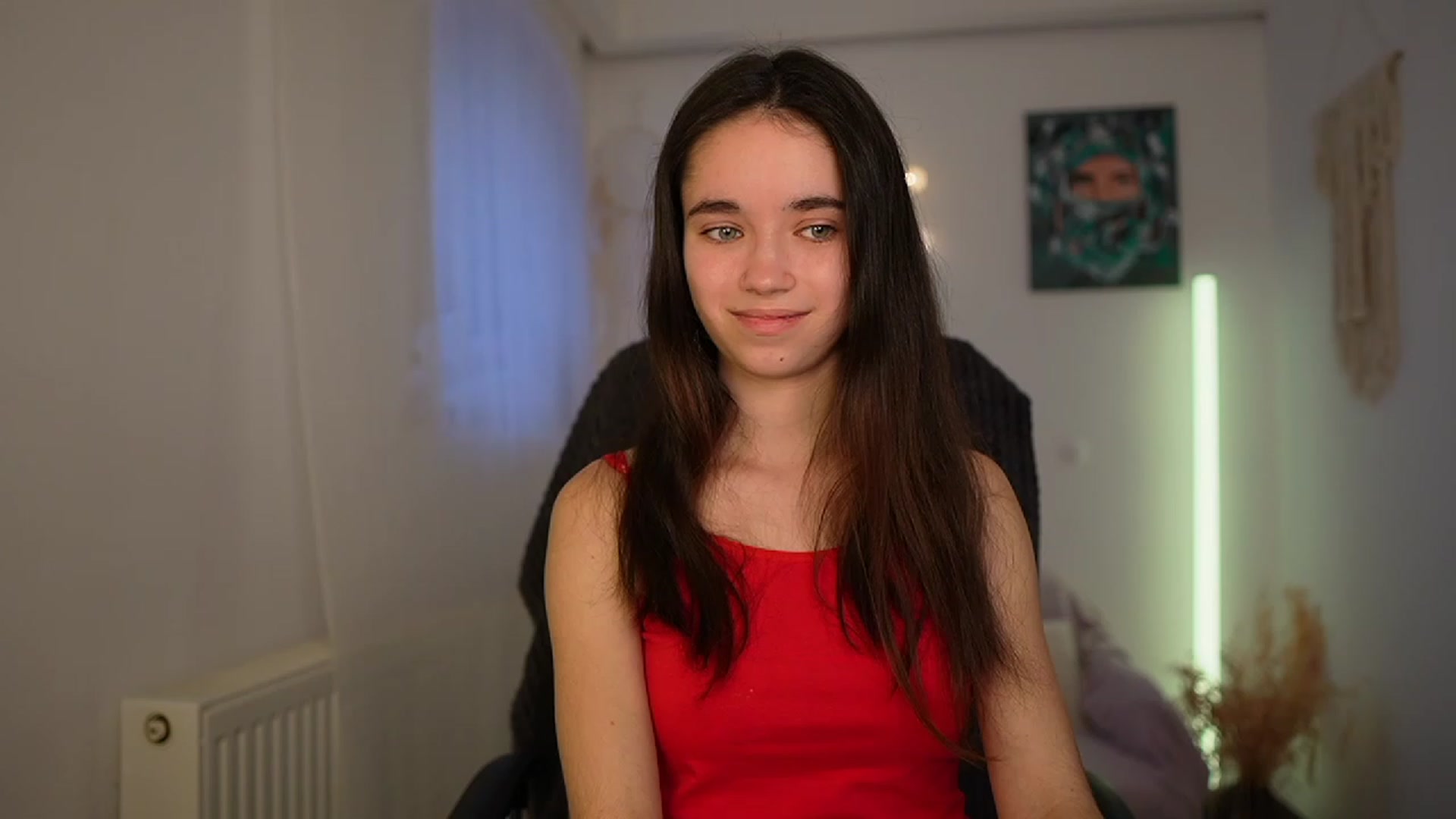 Gallery image thumbnail from Gia_Paige18's myfreecams stream on, 02/20/2024, 13:03 image 15 of 20