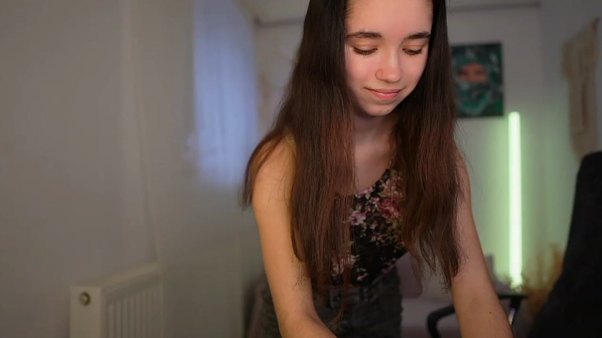 Gallery image thumbnail from Gia_Paige18's myfreecams stream on, 02/22/2024, 11:19 image 9 of 20