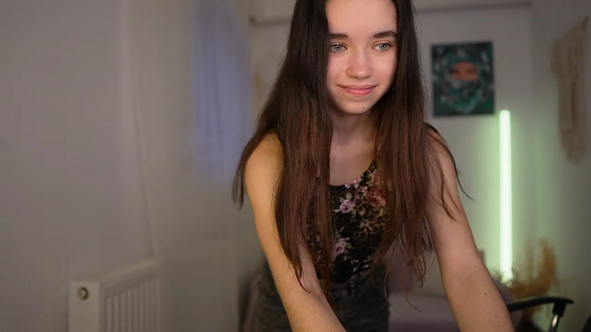 Gallery image thumbnail from Gia_Paige18's myfreecams stream on, 02/22/2024, 13:18 image 19 of 20