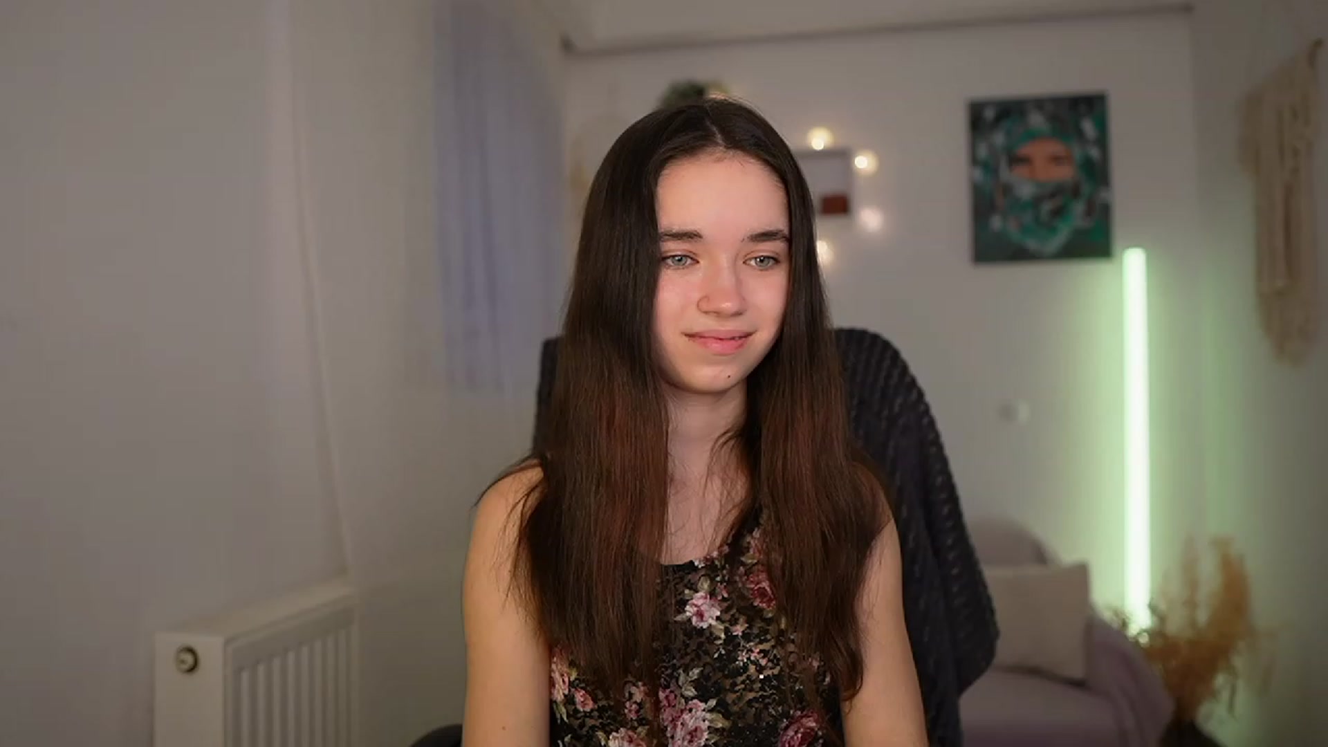 Gallery image thumbnail from Gia_Paige18's myfreecams stream on, 02/22/2024, 15:37 image 6 of 20
