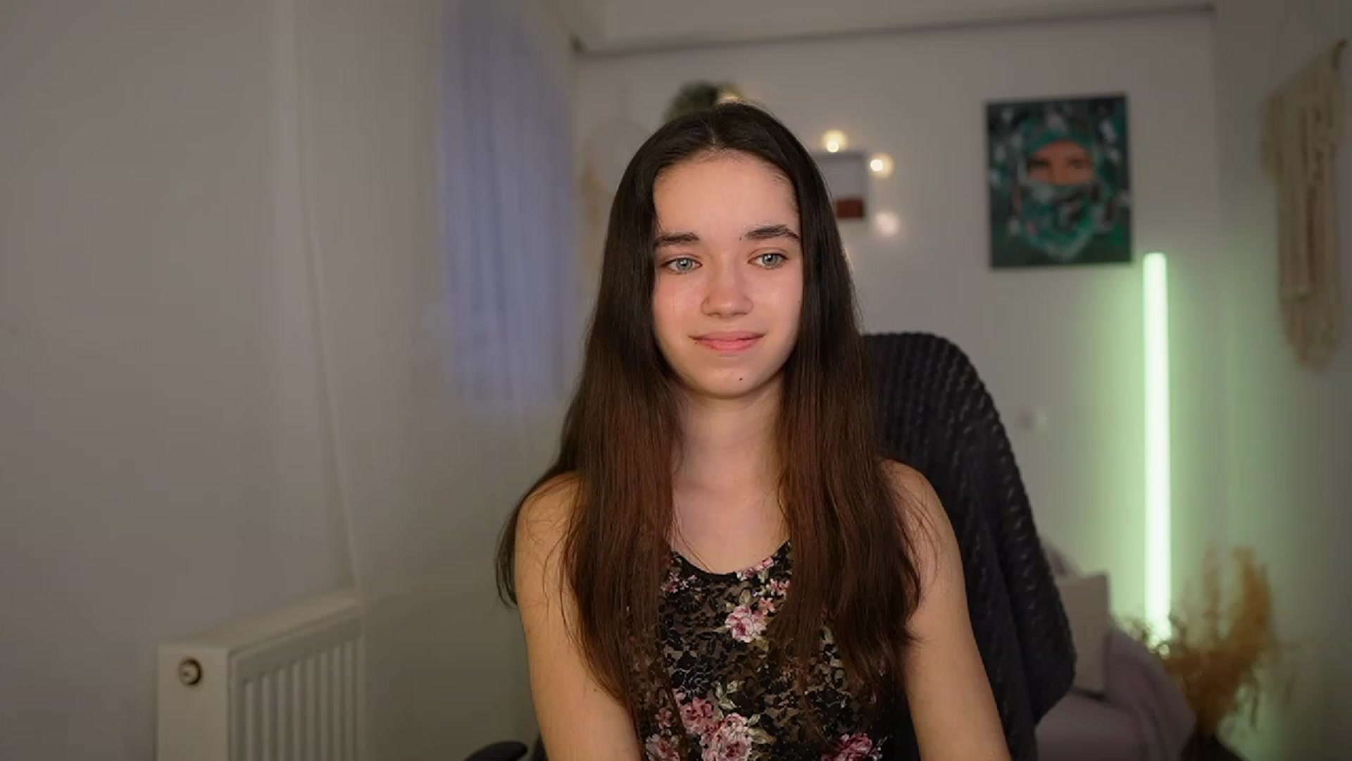 Gallery image thumbnail from Gia_Paige18's myfreecams stream on, 02/22/2024, 15:37 image 1 of 20