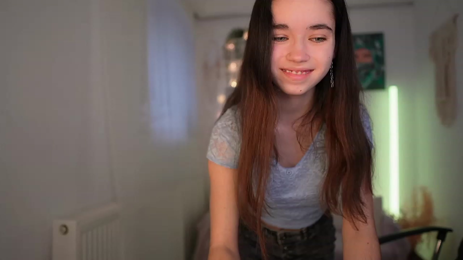 Gallery image thumbnail from Gia_Paige18's myfreecams stream on, 02/23/2024, 09:36 image 11 of 20