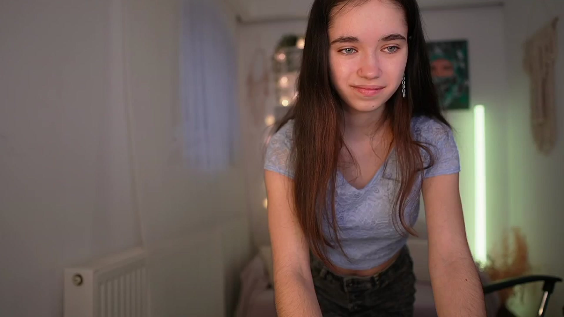Gallery image thumbnail from Gia_Paige18's myfreecams stream on, 02/23/2024, 11:02 image 12 of 20