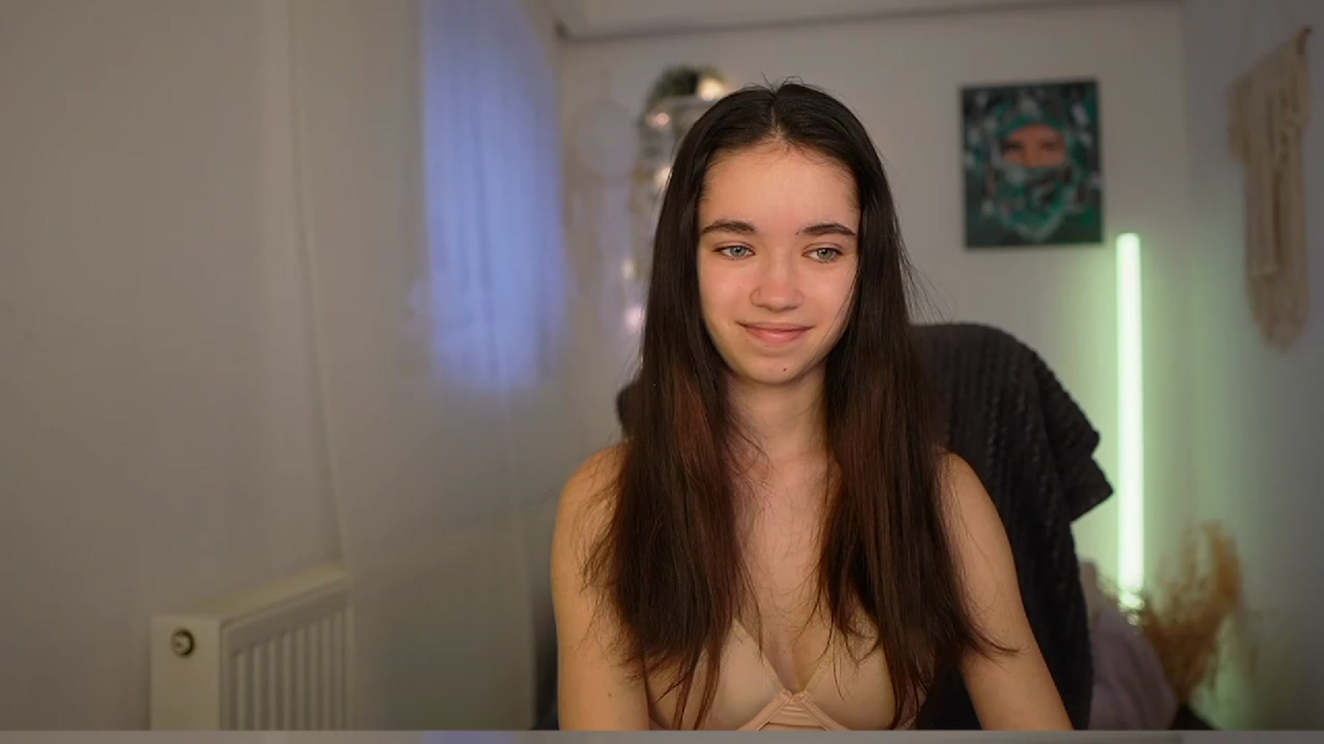 Gallery image thumbnail from Gia_Paige18's myfreecams stream on, 02/25/2024, 09:44 image 16 of 20