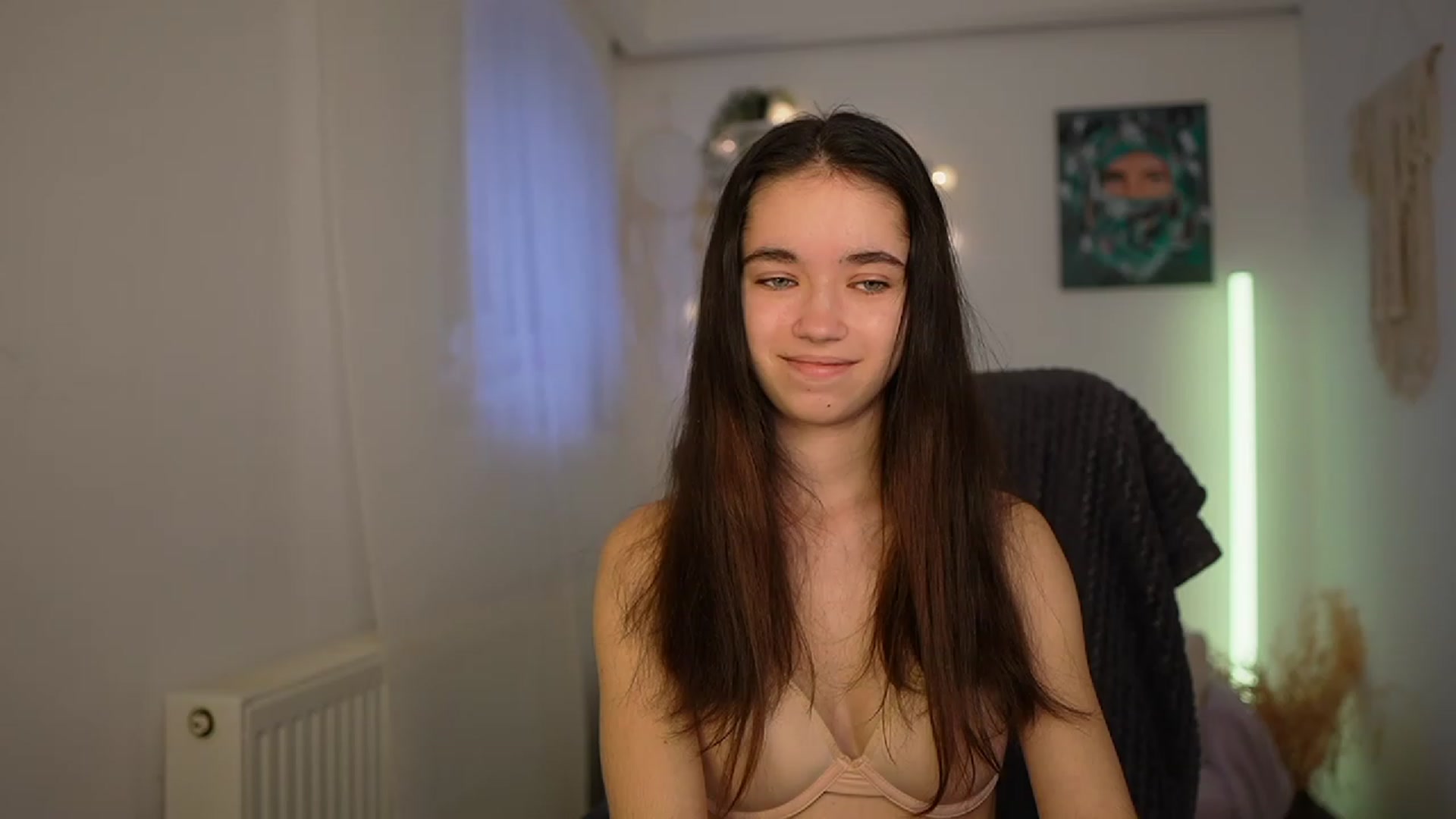 Gallery image thumbnail from Gia_Paige18's myfreecams stream on, 02/25/2024, 09:44 image 18 of 20