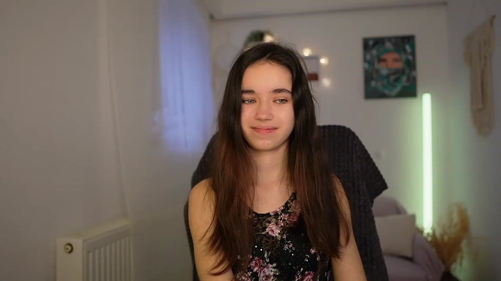 Gallery image thumbnail from Gia_Paige18's myfreecams stream on, 02/27/2024, 12:47 image 3 of 20
