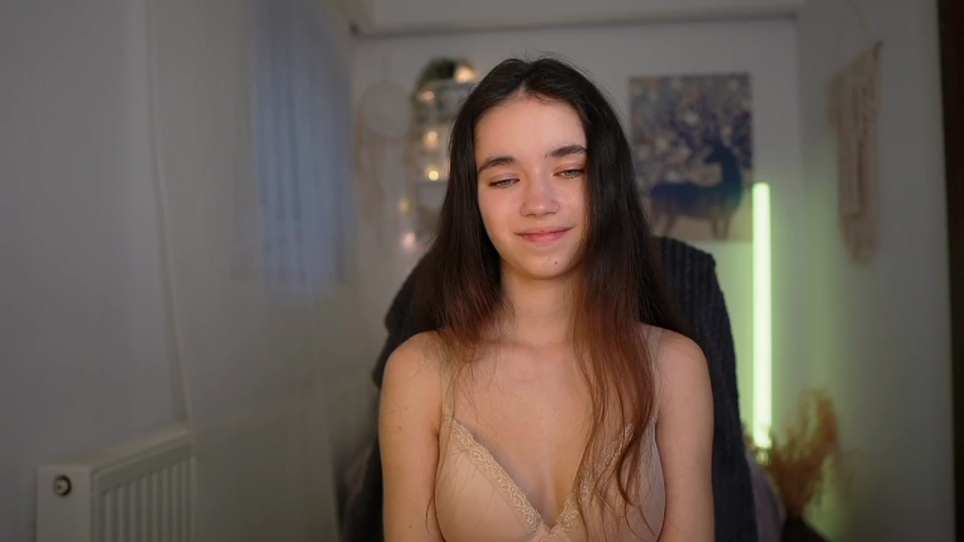 Gallery image thumbnail from Gia_Paige18's myfreecams stream on, 03/03/2024, 15:22 image 11 of 20