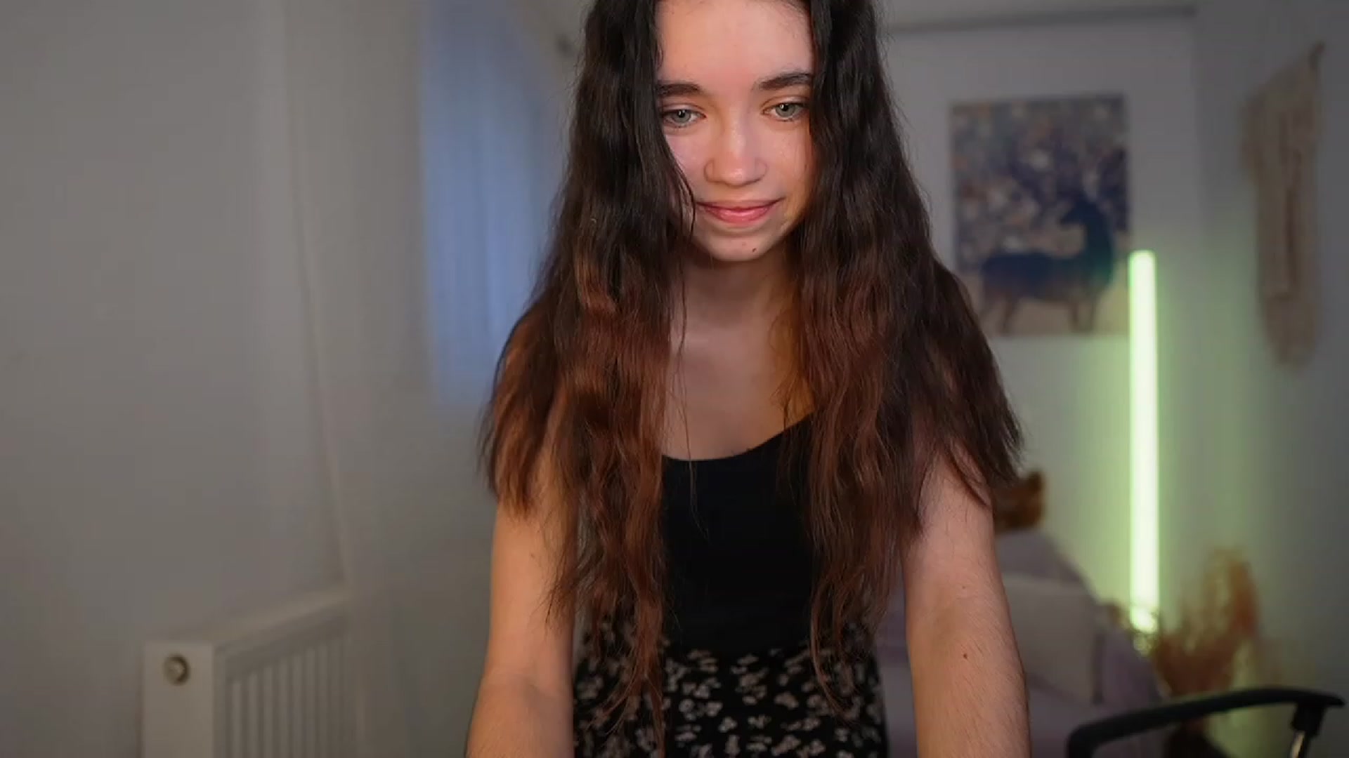 Gallery image thumbnail from Gia_Paige18's myfreecams stream on, 03/05/2024, 10:18 image 2 of 20
