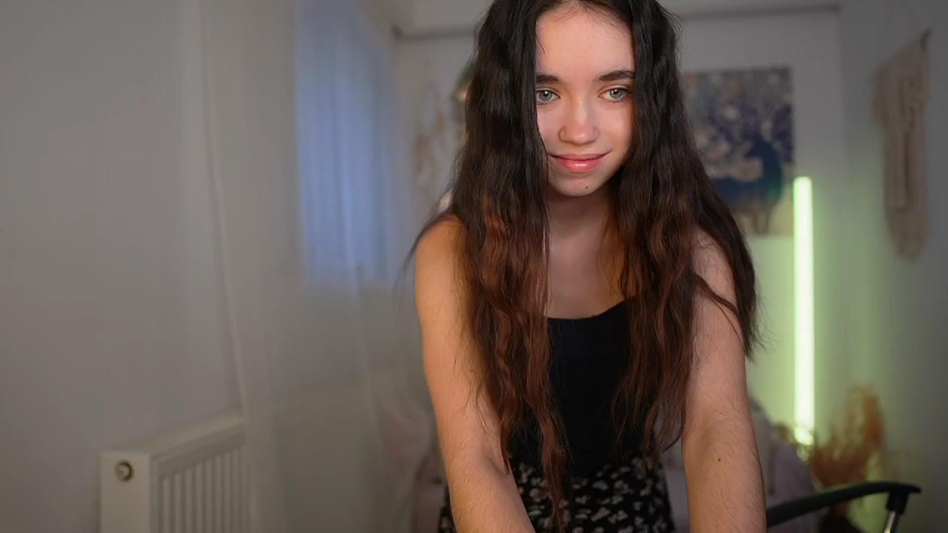 Gallery image thumbnail from Gia_Paige18's myfreecams stream on, 03/05/2024, 12:43 image 4 of 20