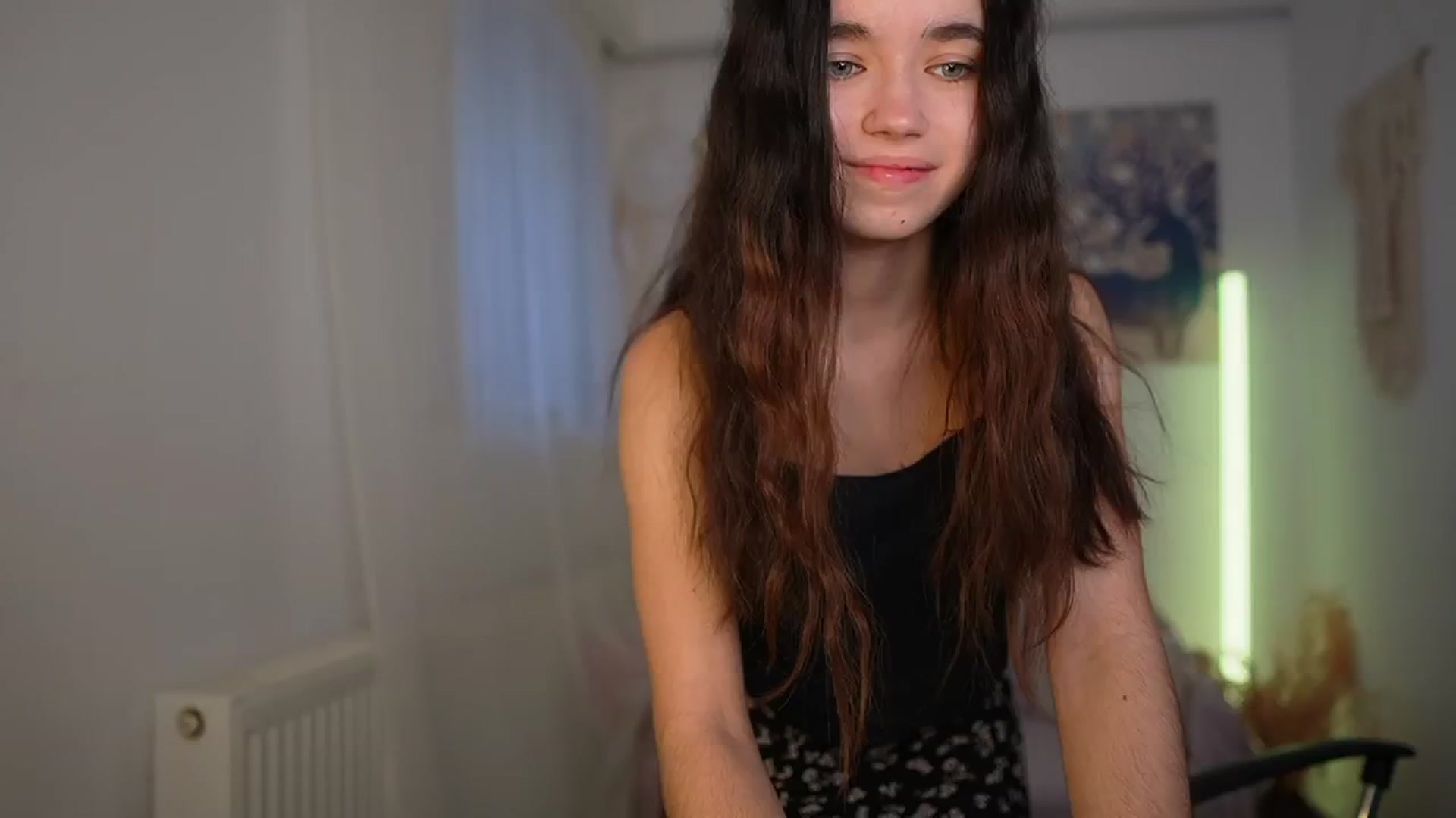 Gallery image thumbnail from Gia_Paige18's myfreecams stream on, 03/05/2024, 12:43 image 8 of 20