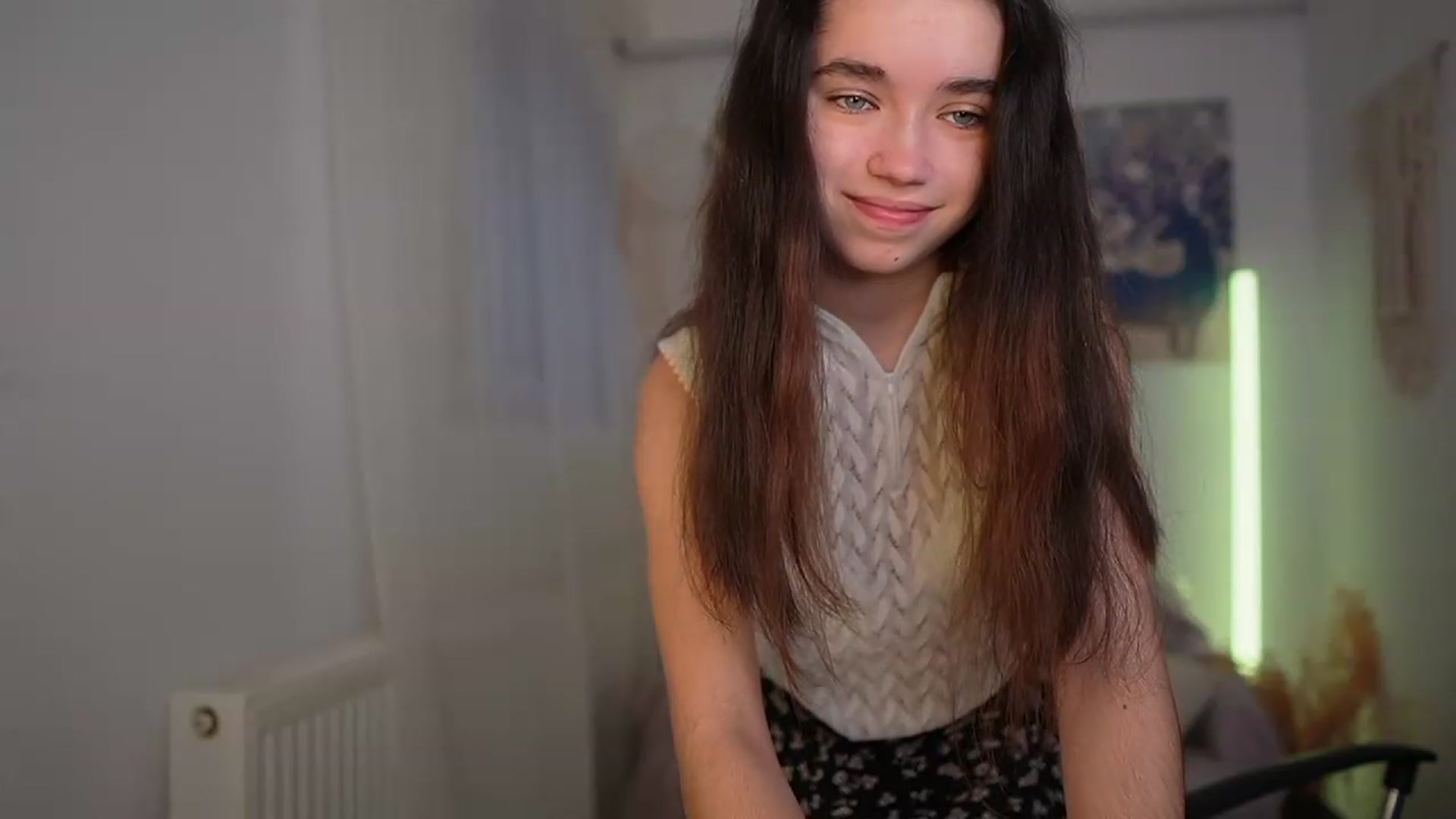 Gallery image thumbnail from Gia_Paige18's myfreecams stream on, 03/08/2024, 09:03 image 4 of 20
