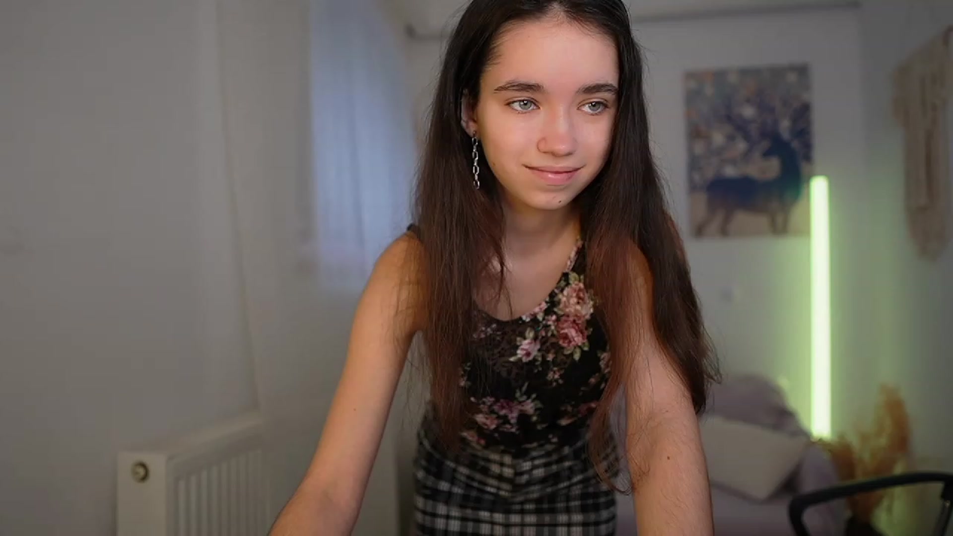 Gallery image thumbnail from Gia_Paige18's myfreecams stream on, 03/10/2024, 09:09 image 2 of 20