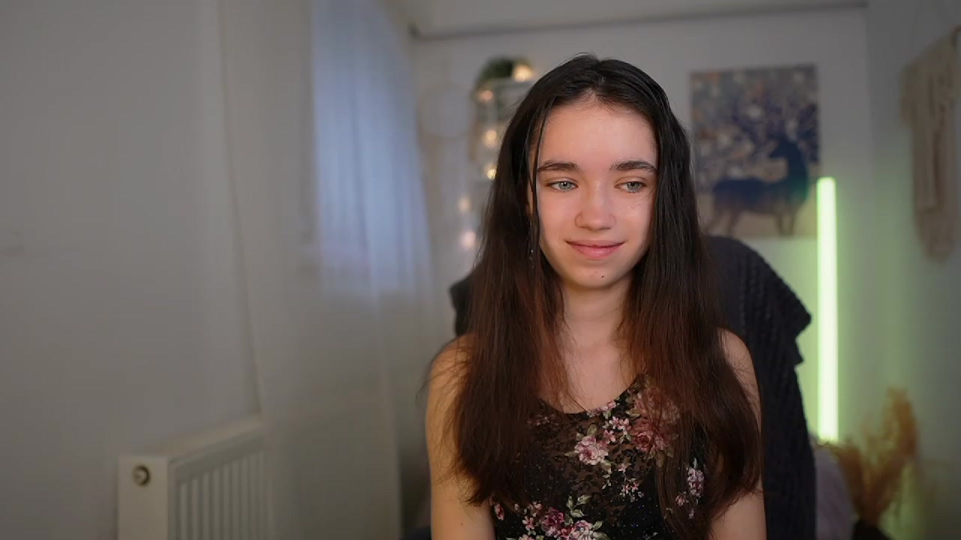 Gallery image thumbnail from Gia_Paige18's myfreecams stream on, 03/10/2024, 09:09 image 18 of 20
