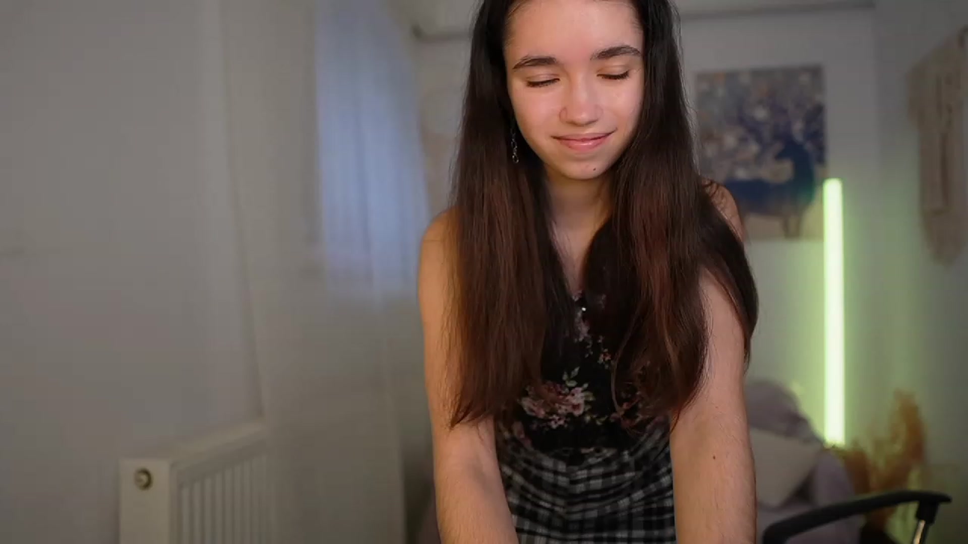 Gallery image thumbnail from Gia_Paige18's myfreecams stream on, 03/10/2024, 11:08 image 15 of 20