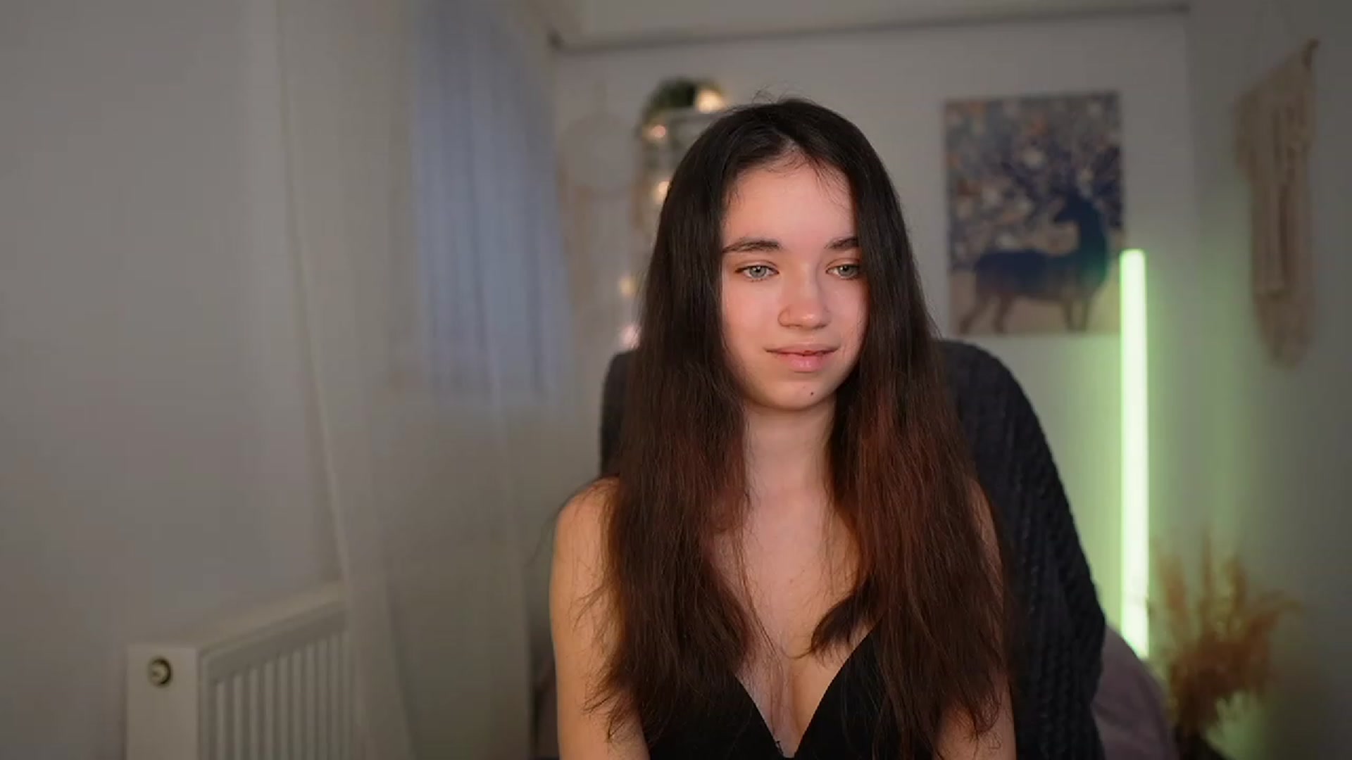 Gallery image thumbnail from Gia_Paige18's myfreecams stream on, 03/11/2024, 09:37 image 10 of 20