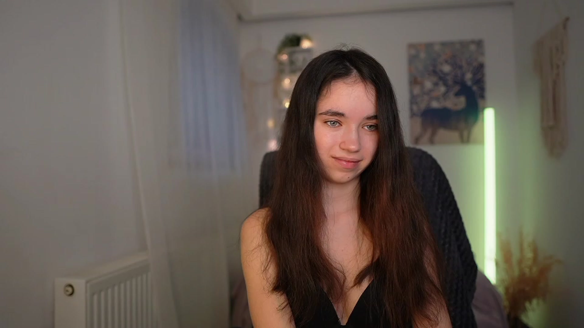 Gallery image thumbnail from Gia_Paige18's myfreecams stream on, 03/11/2024, 09:37 image 12 of 20