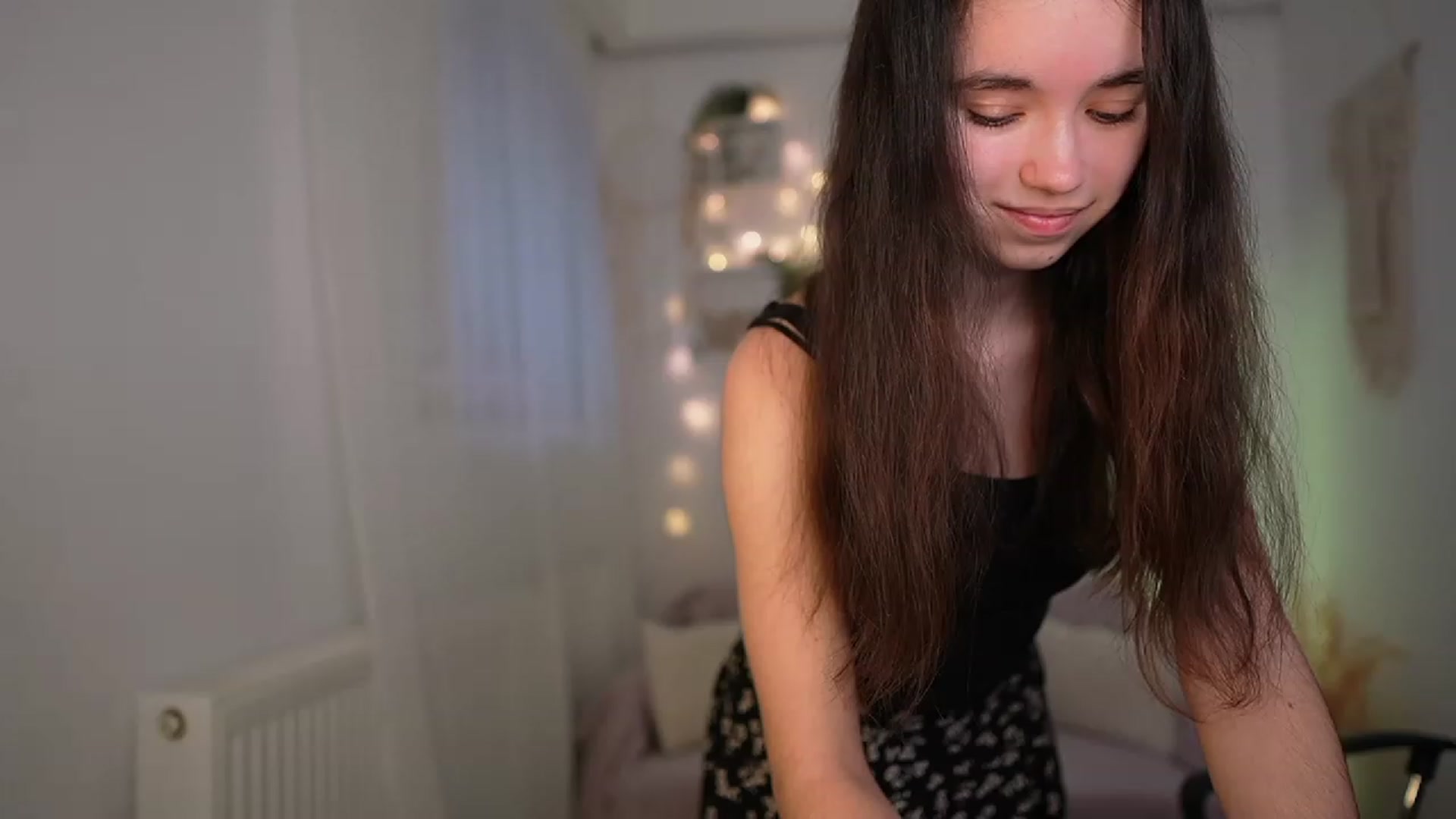 Gallery image thumbnail from Gia_Paige18's myfreecams stream on, 03/11/2024, 09:37 image 2 of 20