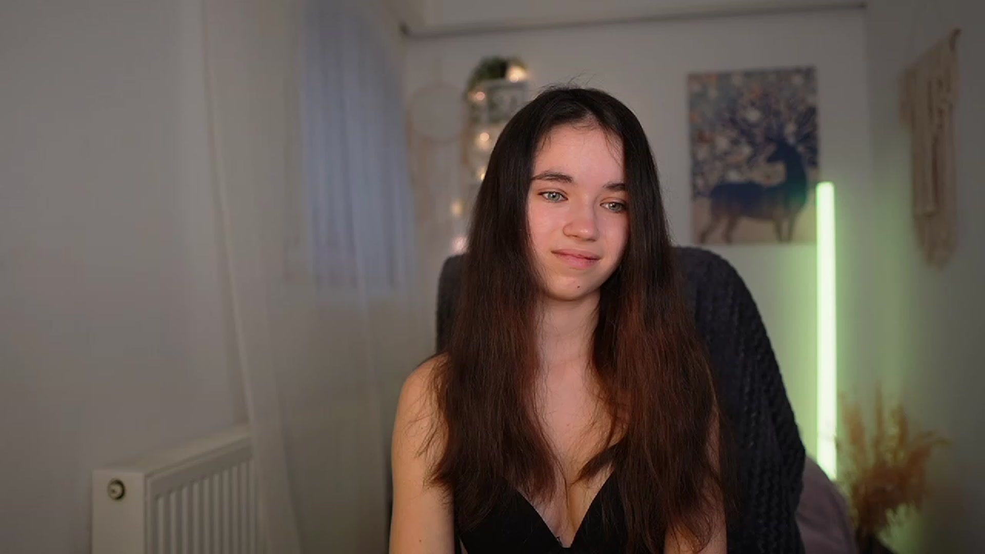 Gallery image thumbnail from Gia_Paige18's myfreecams stream on, 03/11/2024, 09:37 image 15 of 20