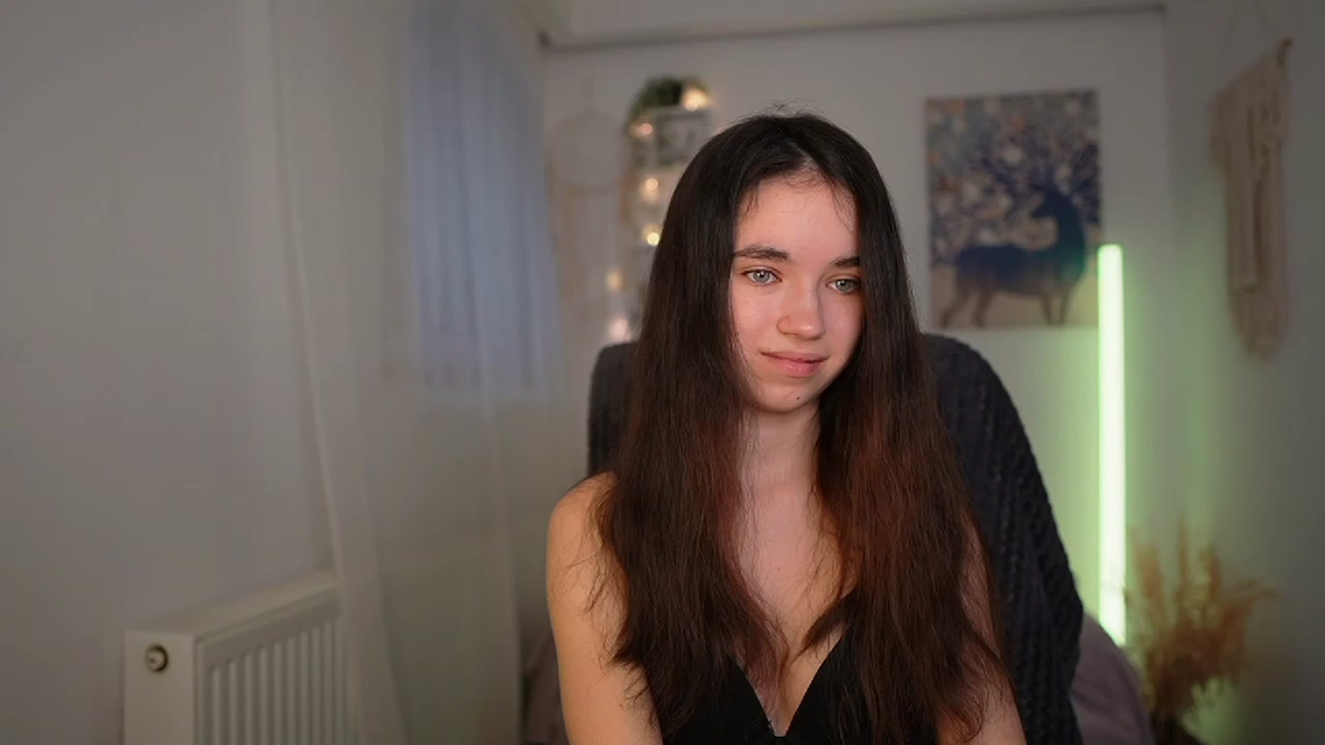 Gallery image thumbnail from Gia_Paige18's myfreecams stream on, 03/11/2024, 09:37 image 14 of 20