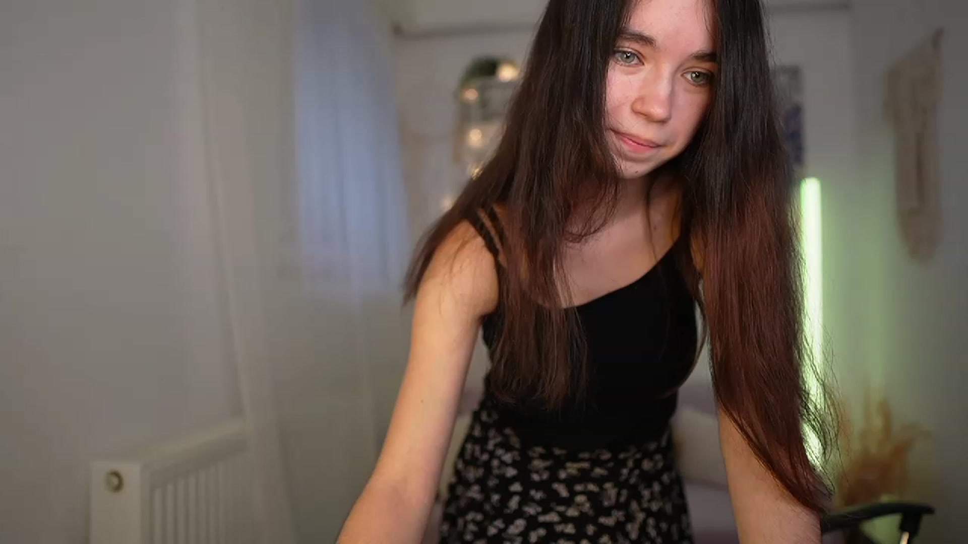 Gallery image thumbnail from Gia_Paige18's myfreecams stream on, 03/11/2024, 10:46 image 19 of 20
