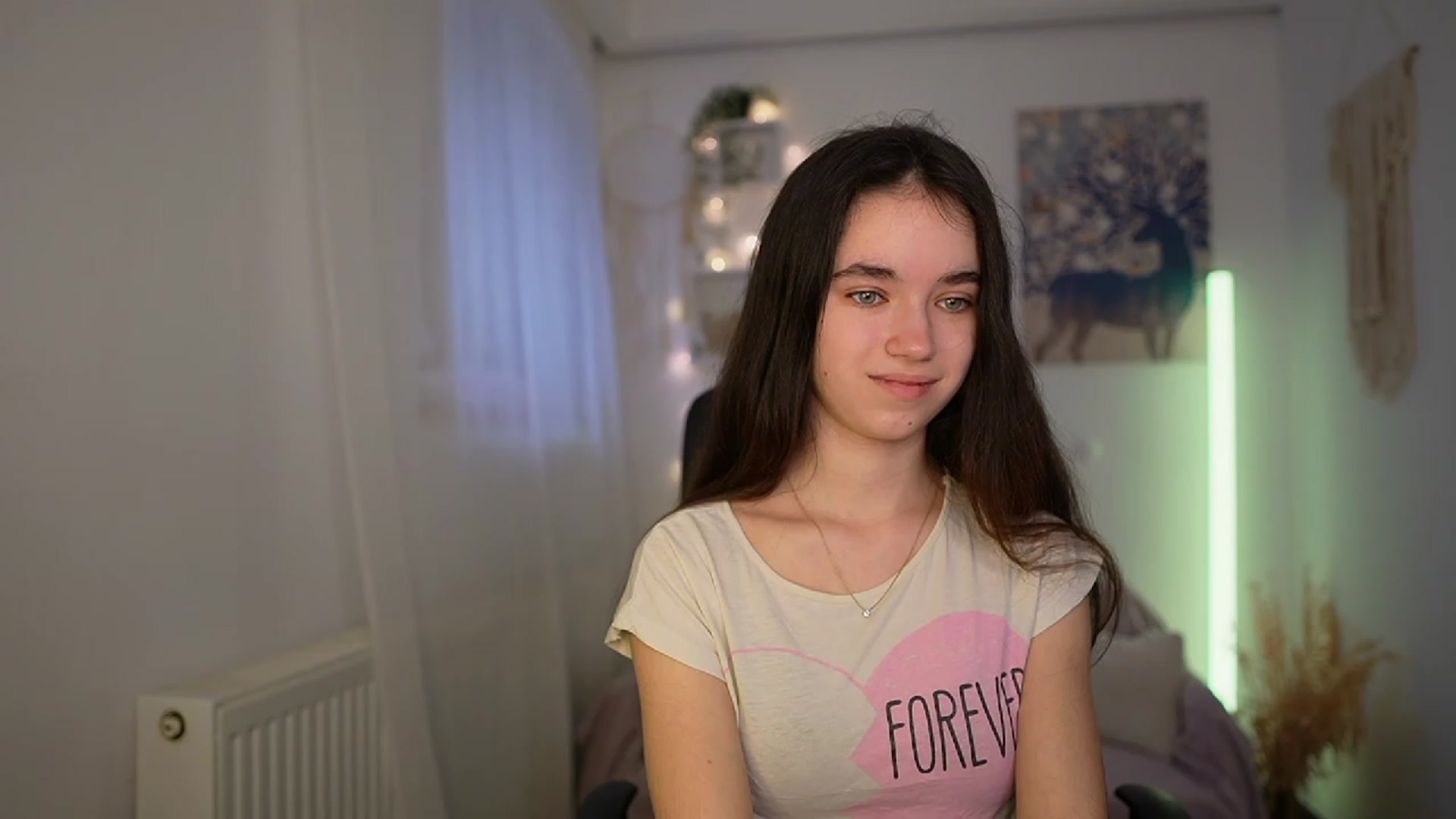 Gallery image thumbnail from Gia_Paige18's myfreecams stream on, 03/12/2024, 10:20 image 2 of 20