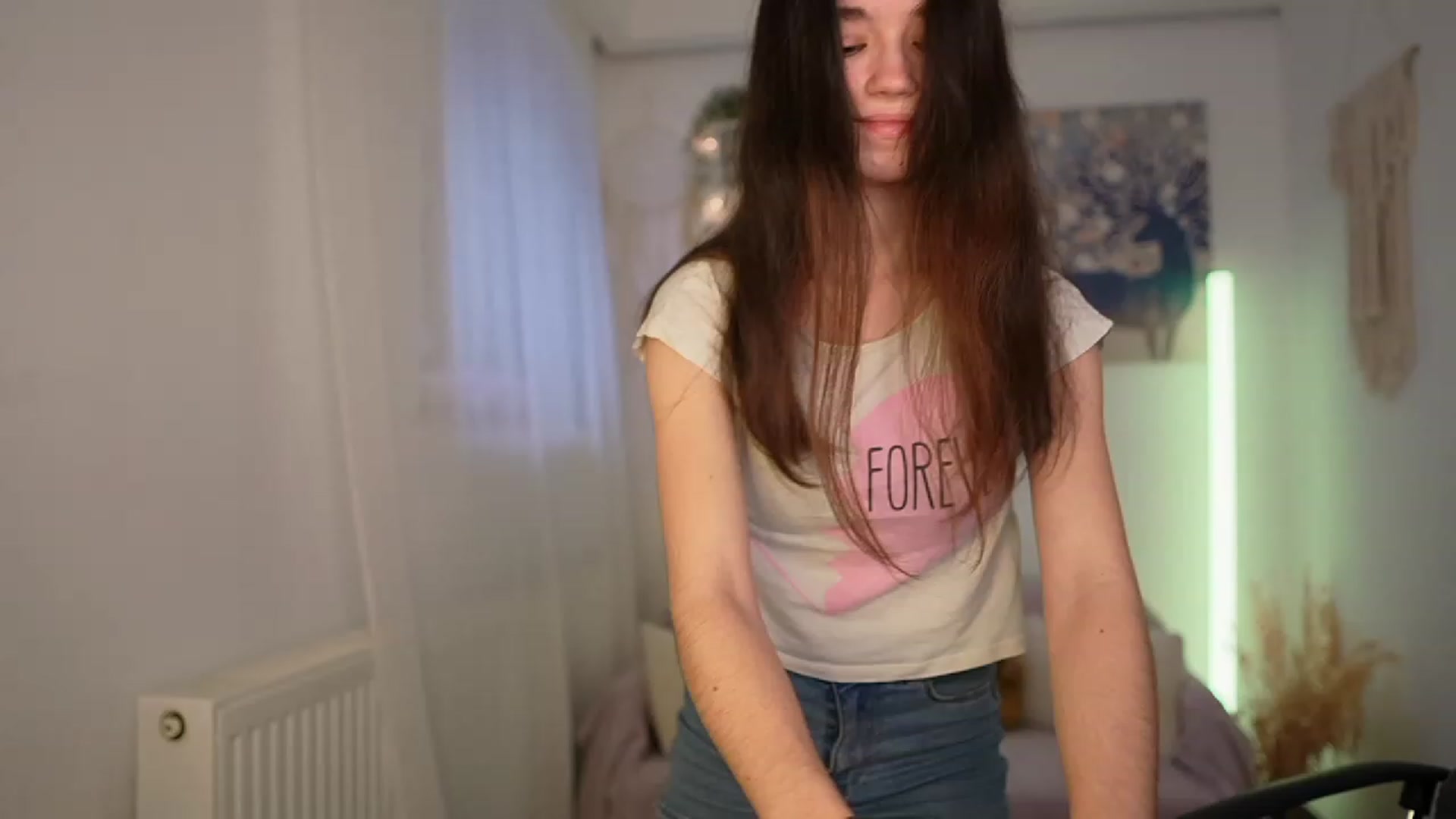 Gallery image thumbnail from Gia_Paige18's myfreecams stream on, 03/12/2024, 10:20 image 7 of 20