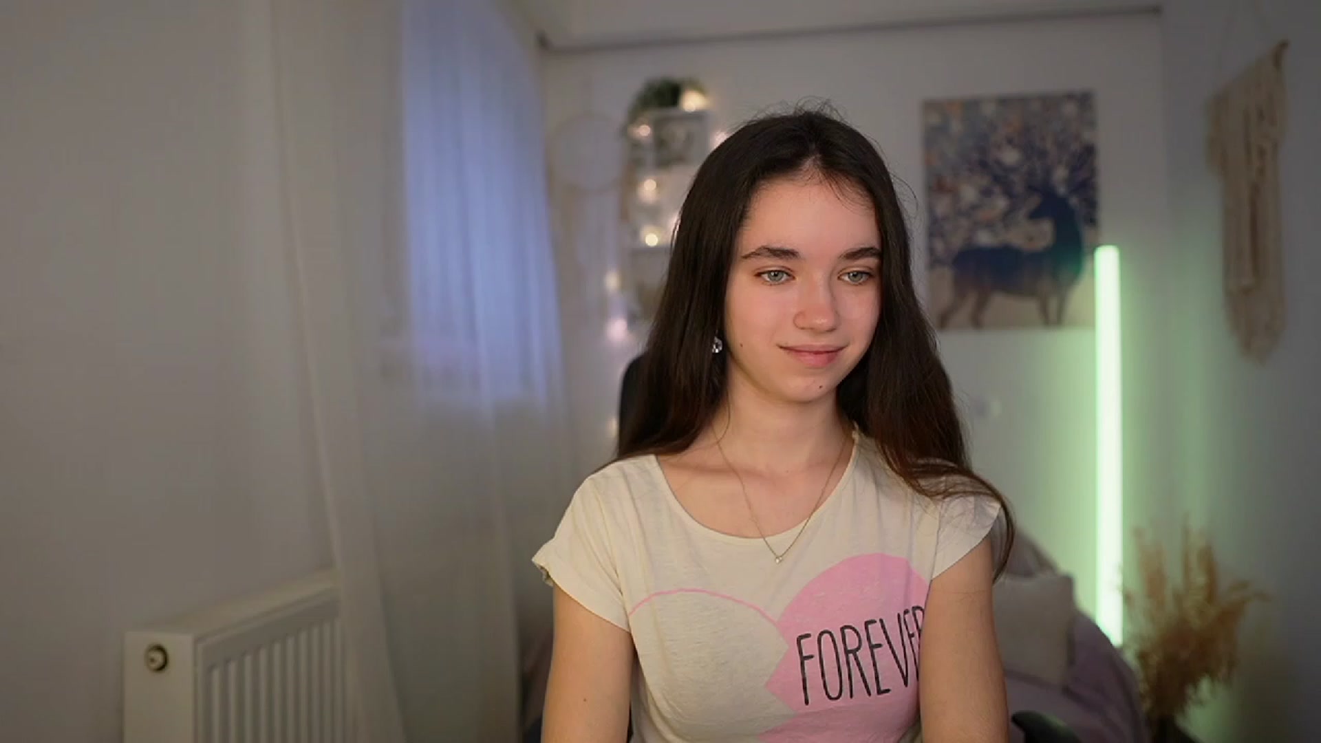 Gallery image thumbnail from Gia_Paige18's myfreecams stream on, 03/12/2024, 10:20 image 1 of 20