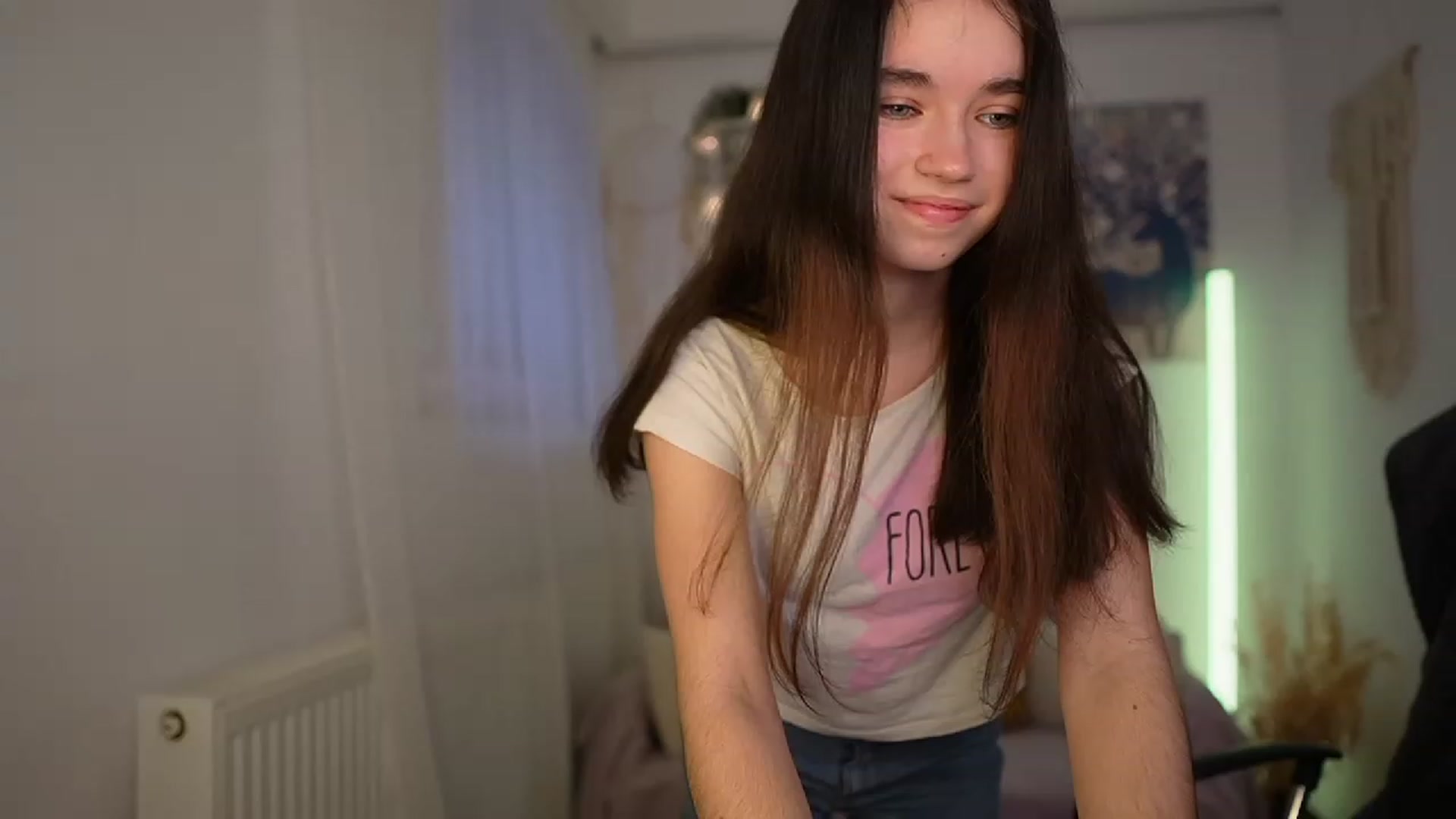 Gallery image thumbnail from Gia_Paige18's myfreecams stream on, 03/12/2024, 11:58 image 8 of 20