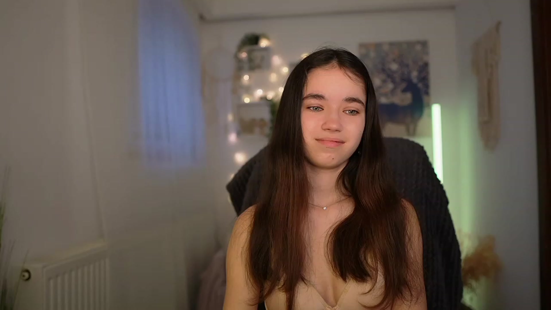 Gallery image thumbnail from Gia_Paige18's myfreecams stream on, 03/14/2024, 09:13 image 12 of 20