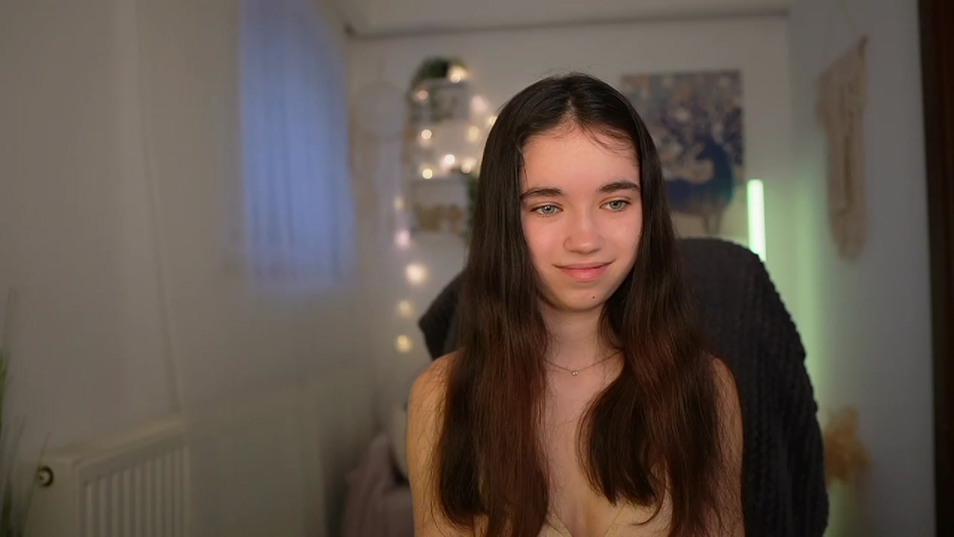 Gallery image thumbnail from Gia_Paige18's myfreecams stream on, 03/14/2024, 09:13 image 17 of 20