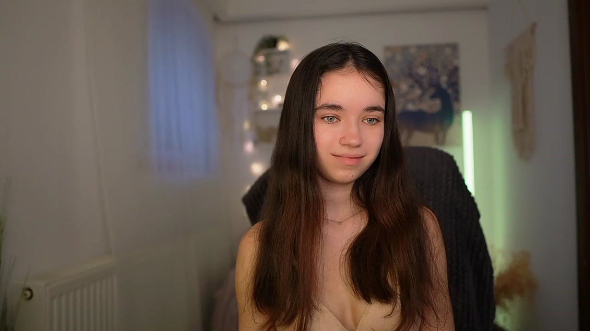 Gallery image thumbnail from Gia_Paige18's myfreecams stream on, 03/14/2024, 09:13 image 9 of 20