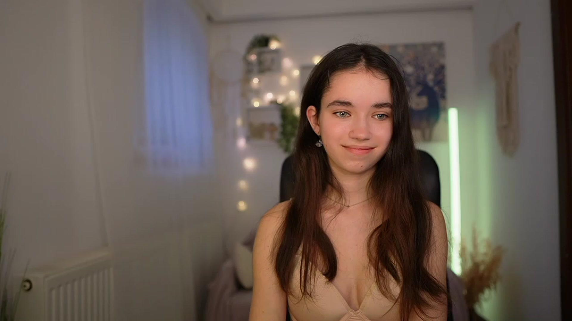 Gallery image thumbnail from Gia_Paige18's myfreecams stream on, 03/14/2024, 13:35 image 20 of 20