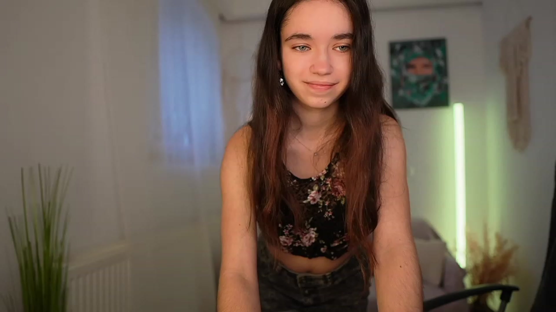 Gallery image thumbnail from Gia_Paige18's myfreecams stream on, 03/18/2024, 09:58 image 7 of 20