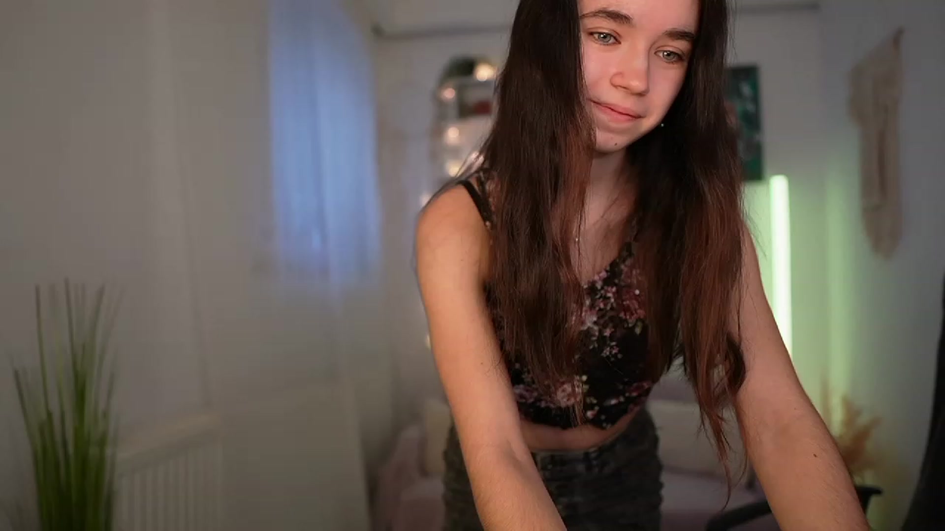 Gallery image thumbnail from Gia_Paige18's myfreecams stream on, 03/18/2024, 09:58 image 6 of 20