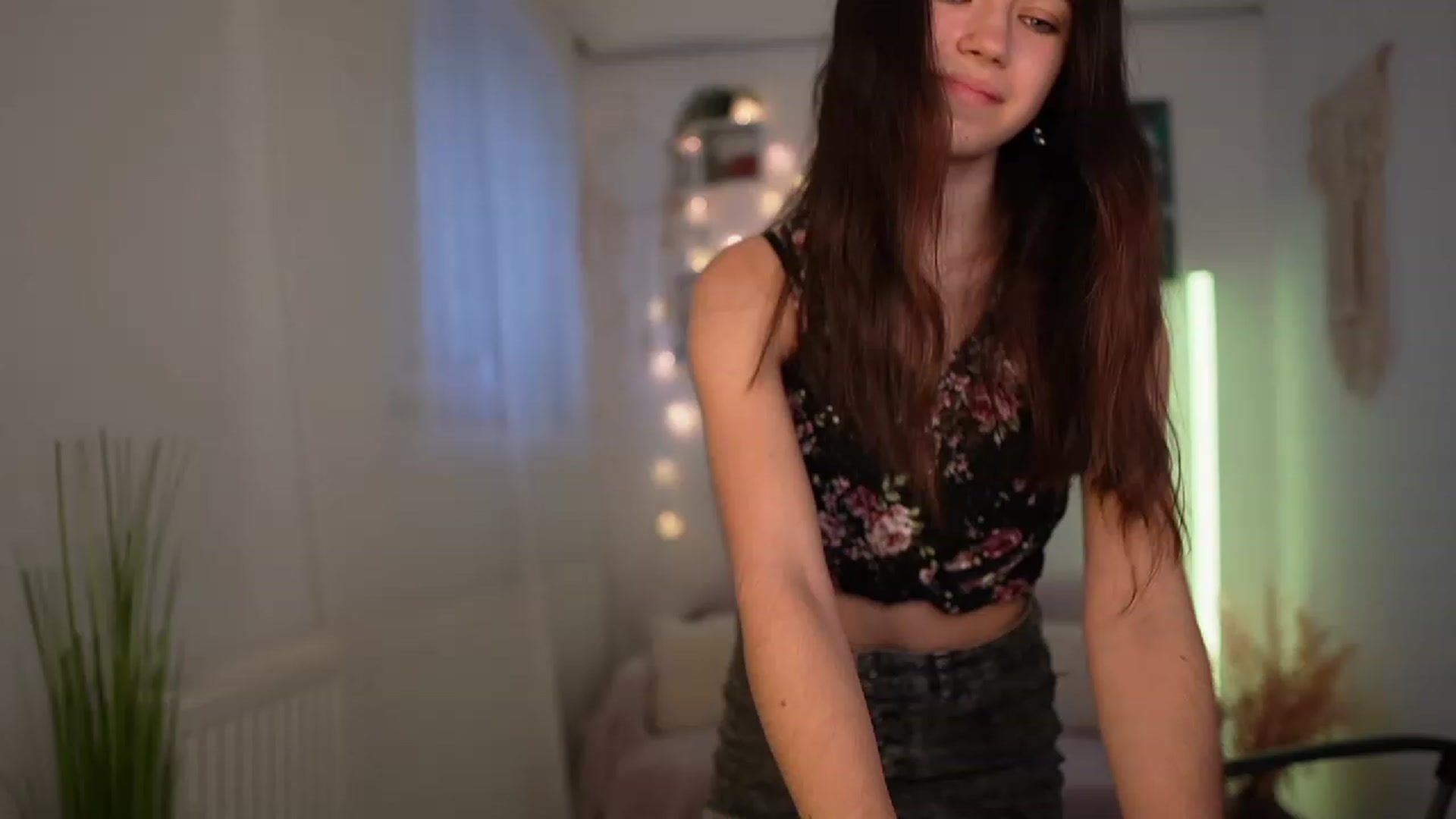 Gallery image thumbnail from Gia_Paige18's myfreecams stream on, 03/18/2024, 09:58 image 18 of 20