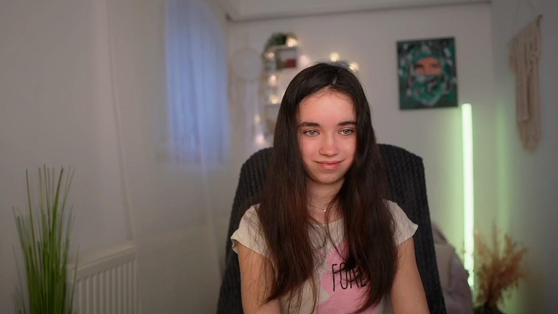 Gallery image thumbnail from Gia_Paige18's myfreecams stream on, 03/20/2024, 10:58 image 4 of 20