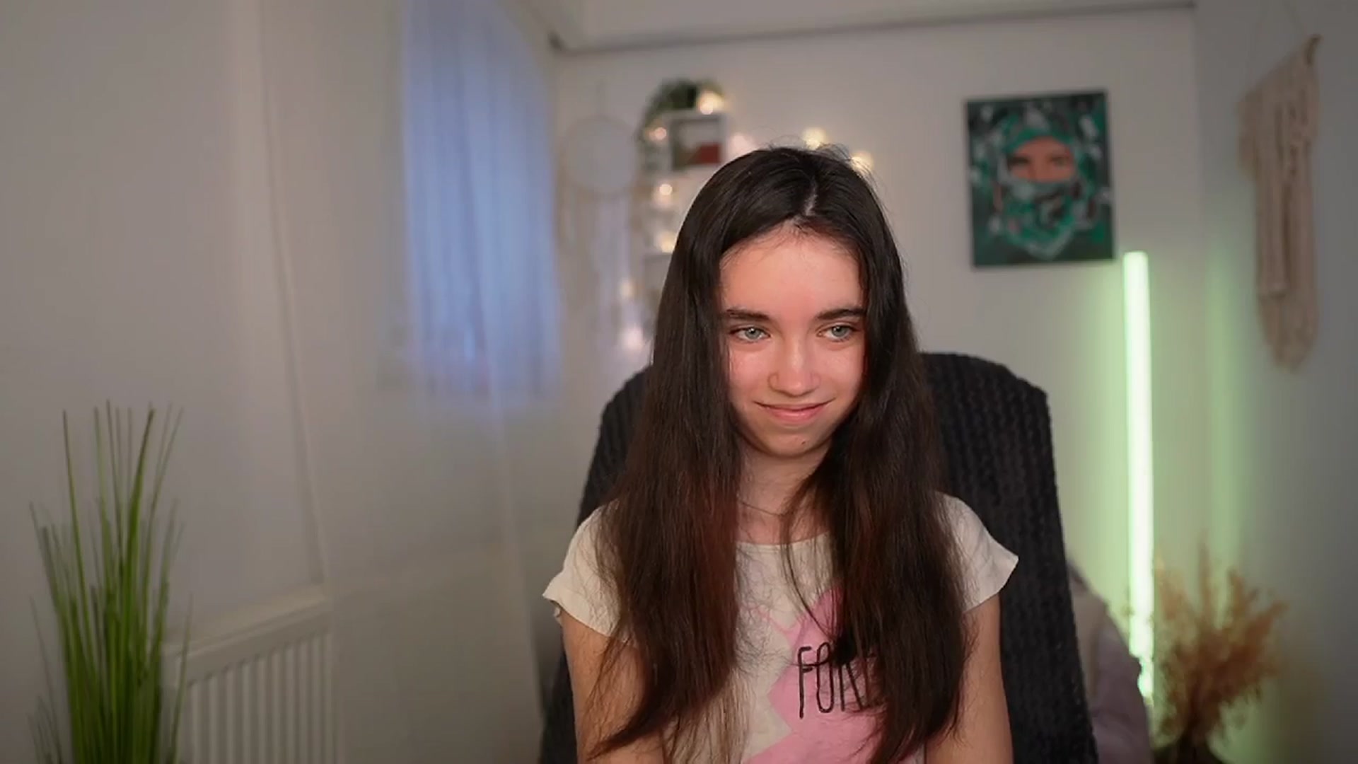 Gallery image thumbnail from Gia_Paige18's myfreecams stream on, 03/20/2024, 10:58 image 10 of 20