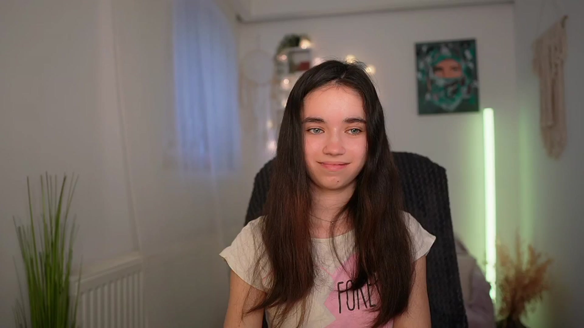 Gallery image thumbnail from Gia_Paige18's myfreecams stream on, 03/20/2024, 10:58 image 13 of 20