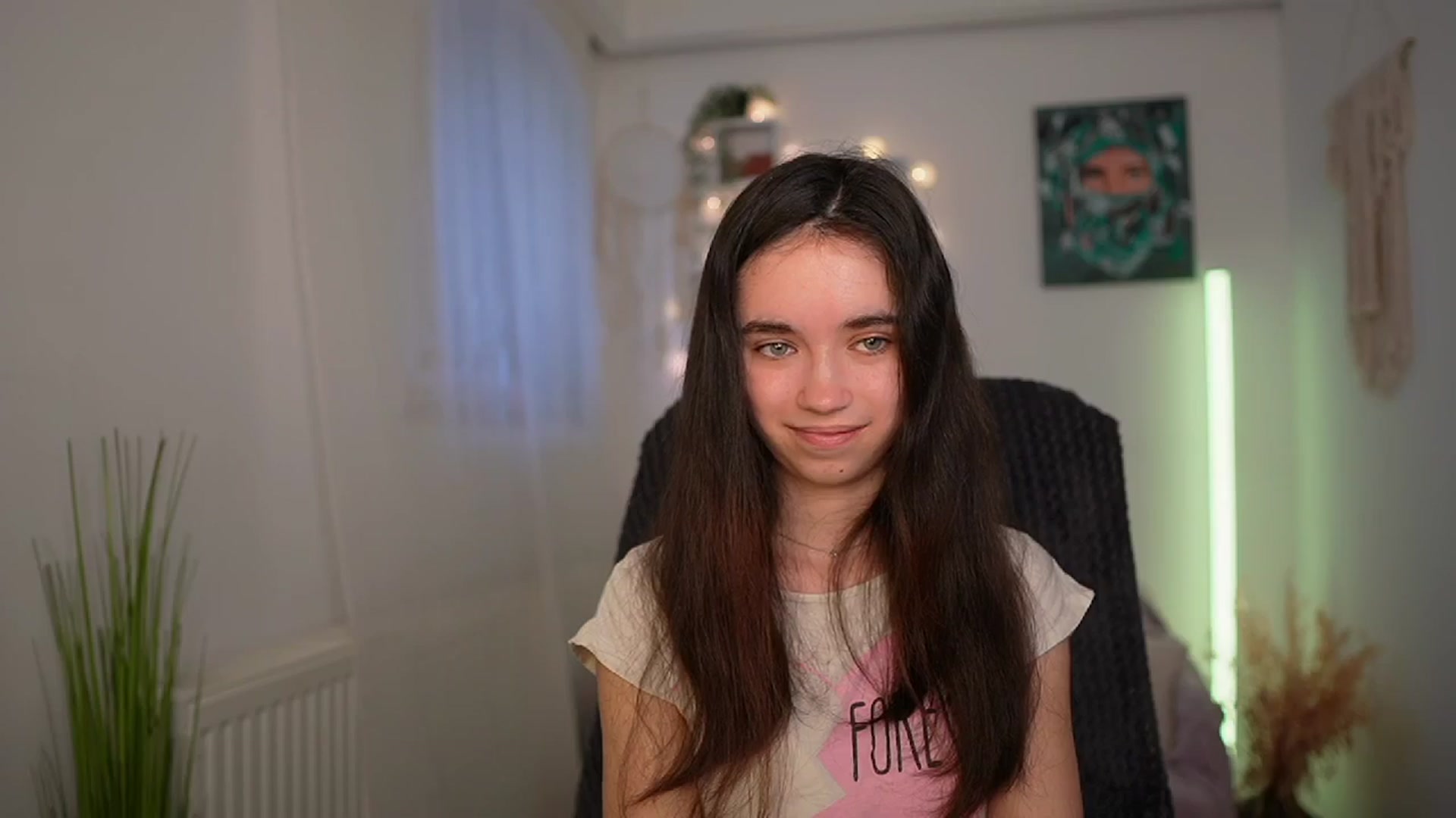 Gallery image thumbnail from Gia_Paige18's myfreecams stream on, 03/20/2024, 10:58 image 12 of 20