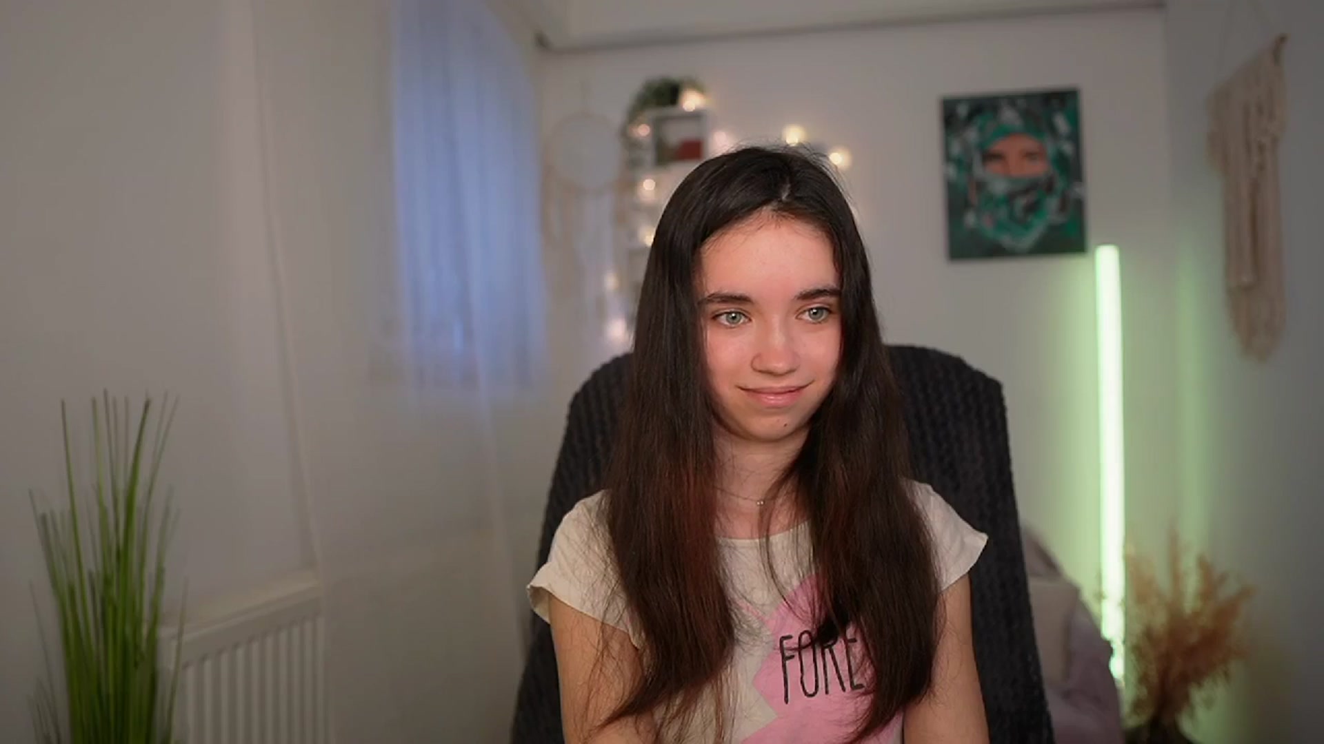 Gallery image thumbnail from Gia_Paige18's myfreecams stream on, 03/20/2024, 10:58 image 19 of 20