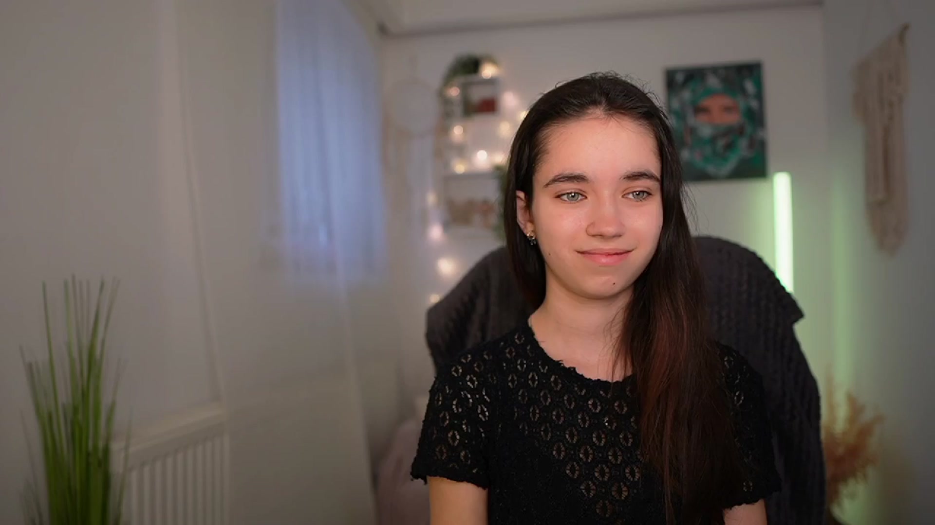 Gallery image thumbnail from Gia_Paige18's myfreecams stream on, 03/21/2024, 13:24 image 1 of 20